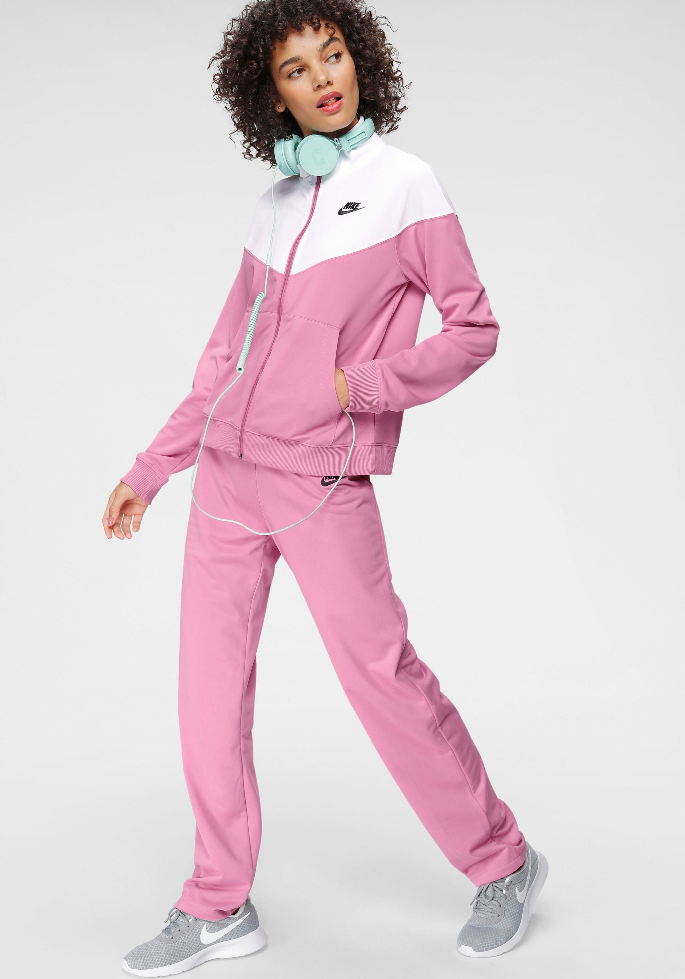 ♕ Nike Sportswear Trainingsanzug »W NSW TRK SUIT PK«, (Set, 2 tlg.)  versandkostenfrei kaufen