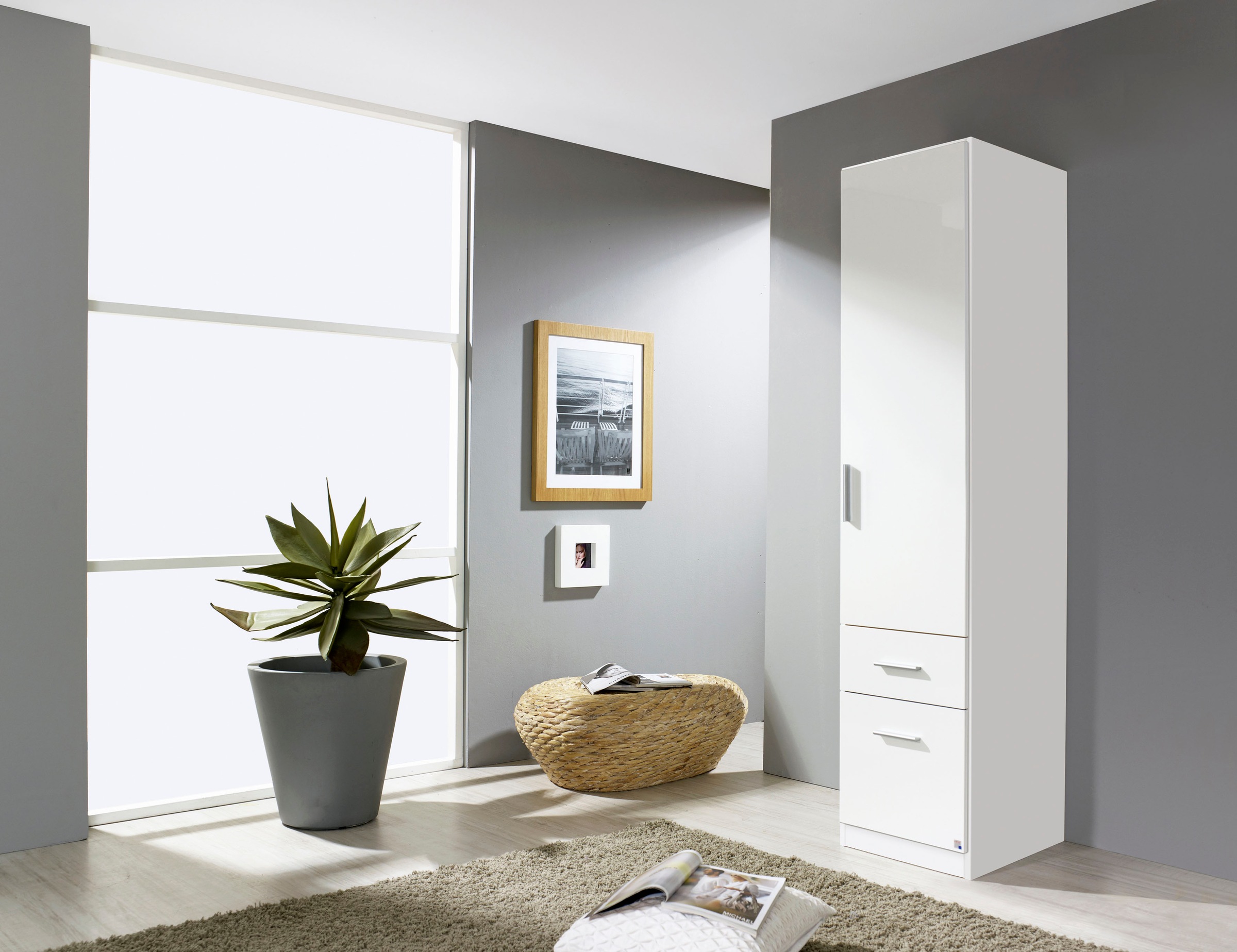 rauch Drehtürenschrank »Kleiderschrank Schrank Garderobe Schlafzimmerschrank CELLE«, in 4 Breiten und 2 Höhen, optional mit Schubkästen MADE IN GERMANY
