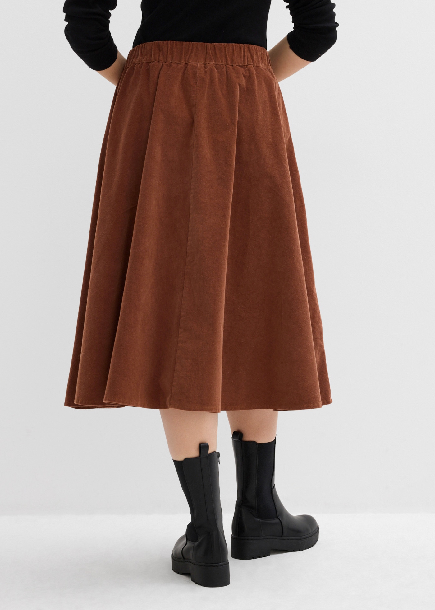 bonprix Jupe en velours Coupe ample, avec ceinture élastique