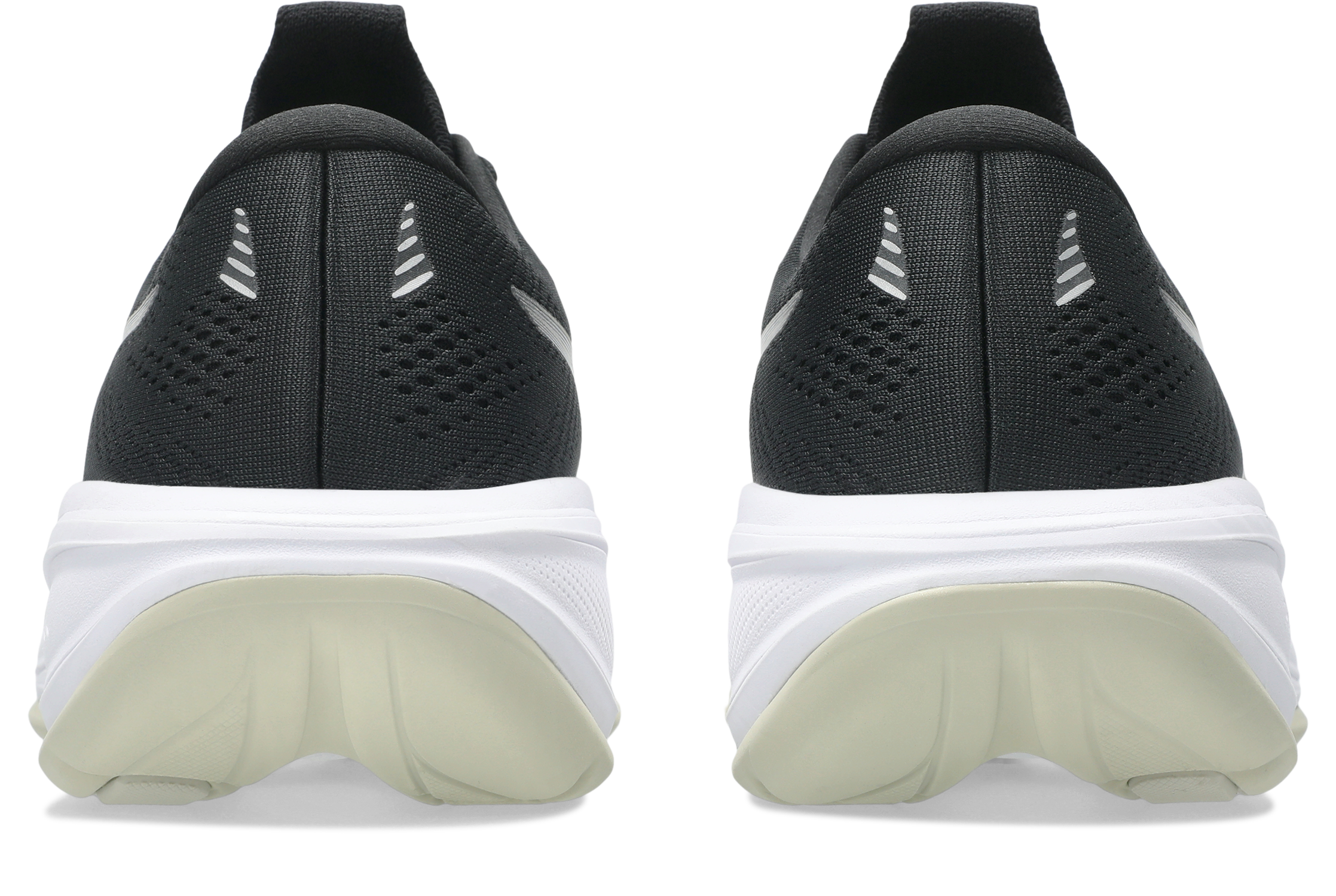 Asics Chaussure de course »GEL-CUMULUS 28«  style sportif, semelle extérieure légèrement profilée, lacets