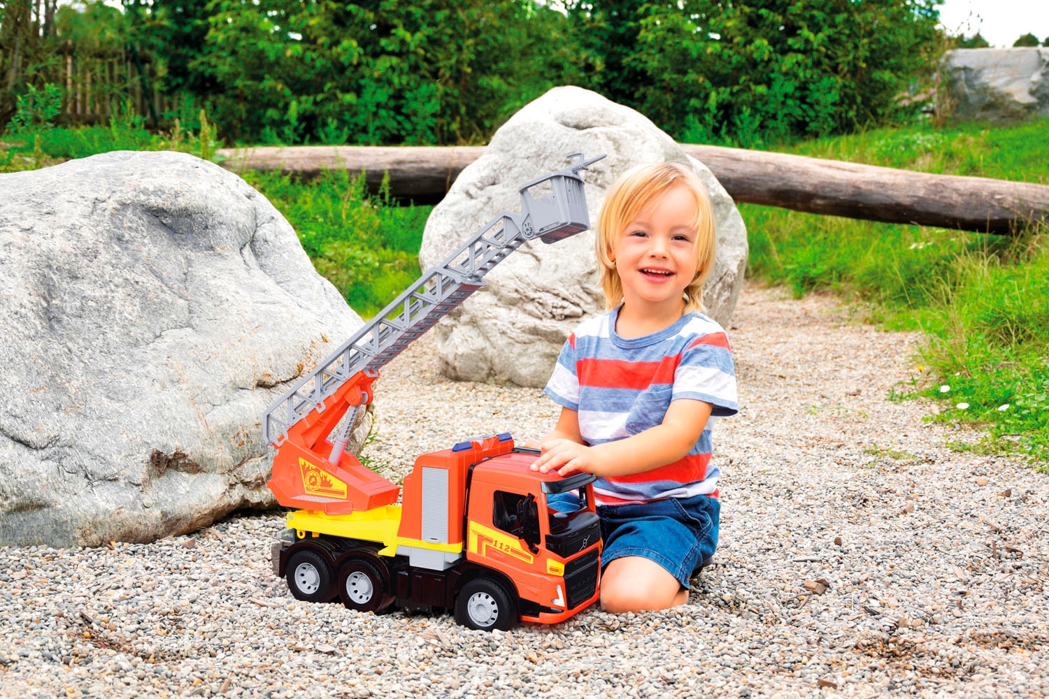Lena® Spielzeug-Feuerwehr »Worxx Feuerwehr Volvo FMX« Made in Europe
