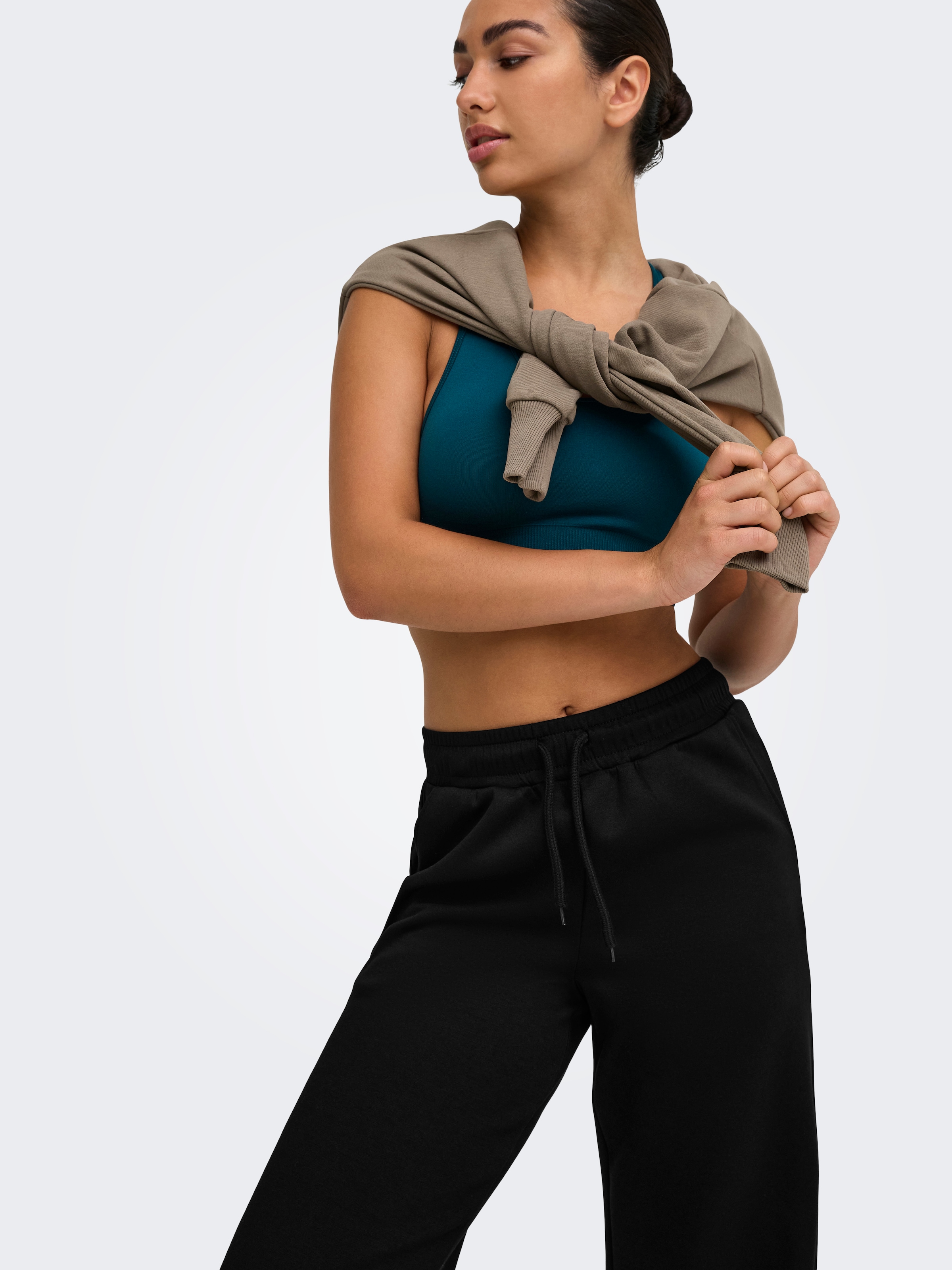 ONLY Play Pantalon sweat »ONPLOUNGE MW STR SWT PNT NOOS«  mélange de matériaux