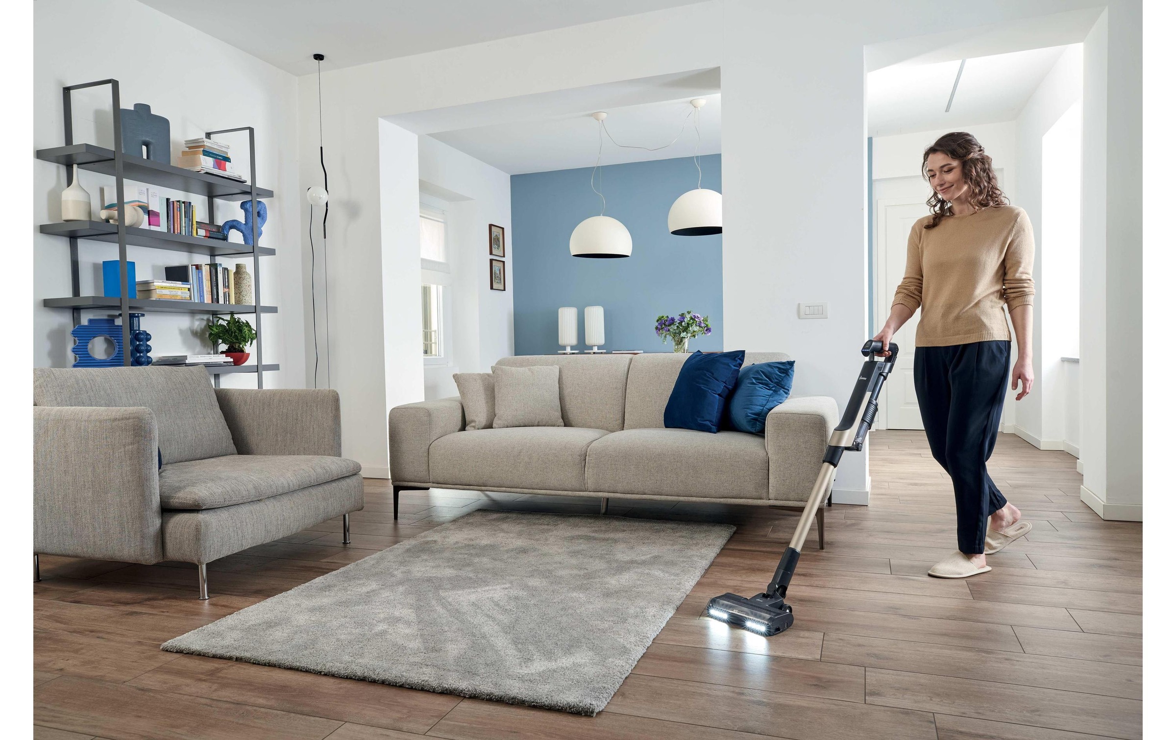 Hoover Akku-Hand-und Stielstaubsauger »HF210PP 11 Akku Trocken EPA Beutellos 1 l 165 W« 2-in-1-Stabstaubsauger mit ULTRA COMPACT X3-Technologie