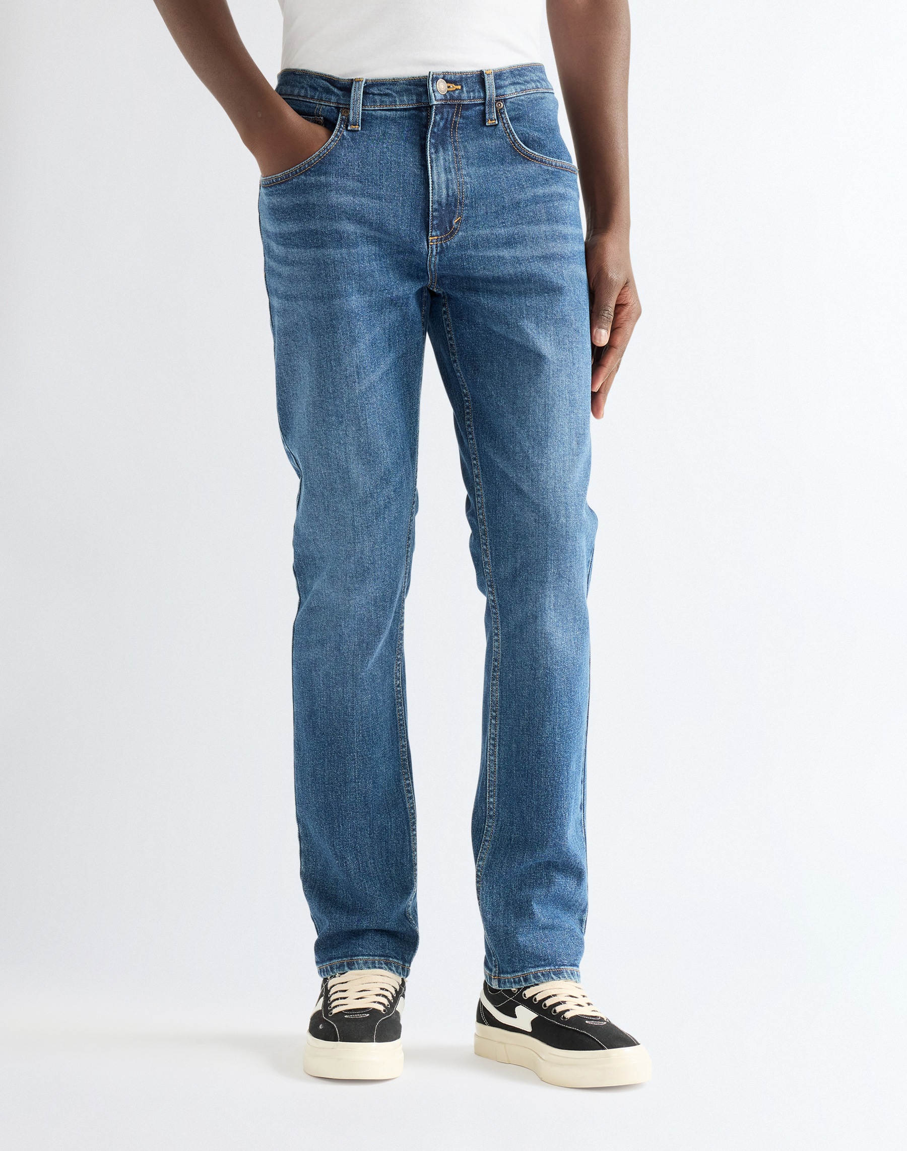Image of Wrangler Slim-fit-Jeans "Foundation" Slim fit
