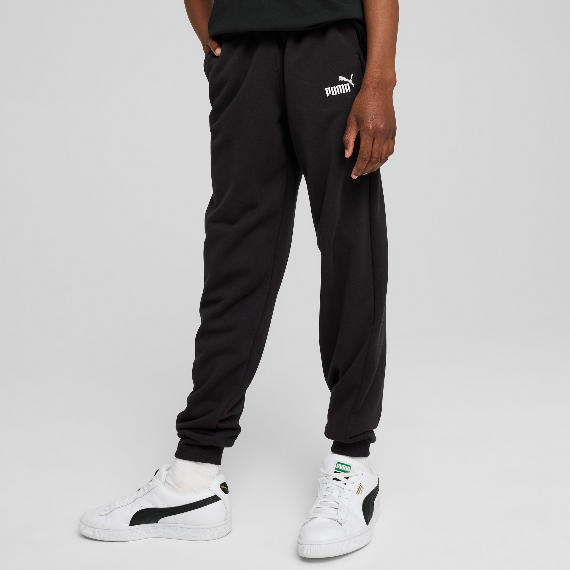 Image of PUMA Trainingshose "ESS NO 1 LOGO SWEATPANTS TR B" Regular Fit, mit elastischem Bund, mit Eingrifftaschen