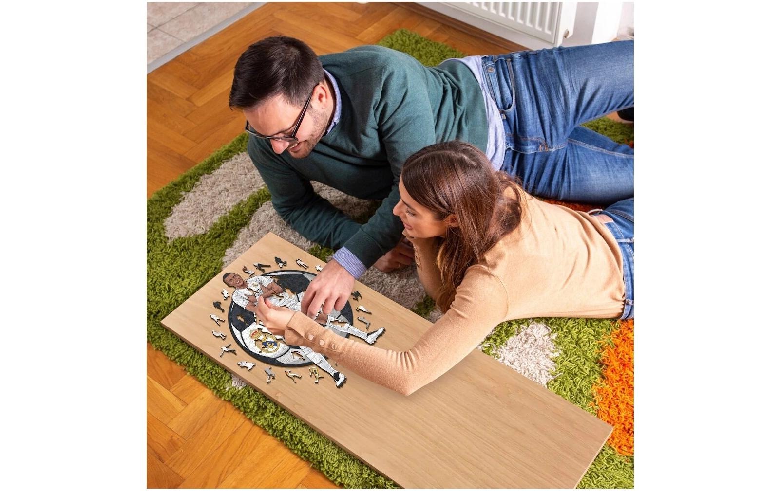   Puzzle »Iconic Kylian Mbappé – Real Madrid« Holzart: Birke (Herkunftsland: China)