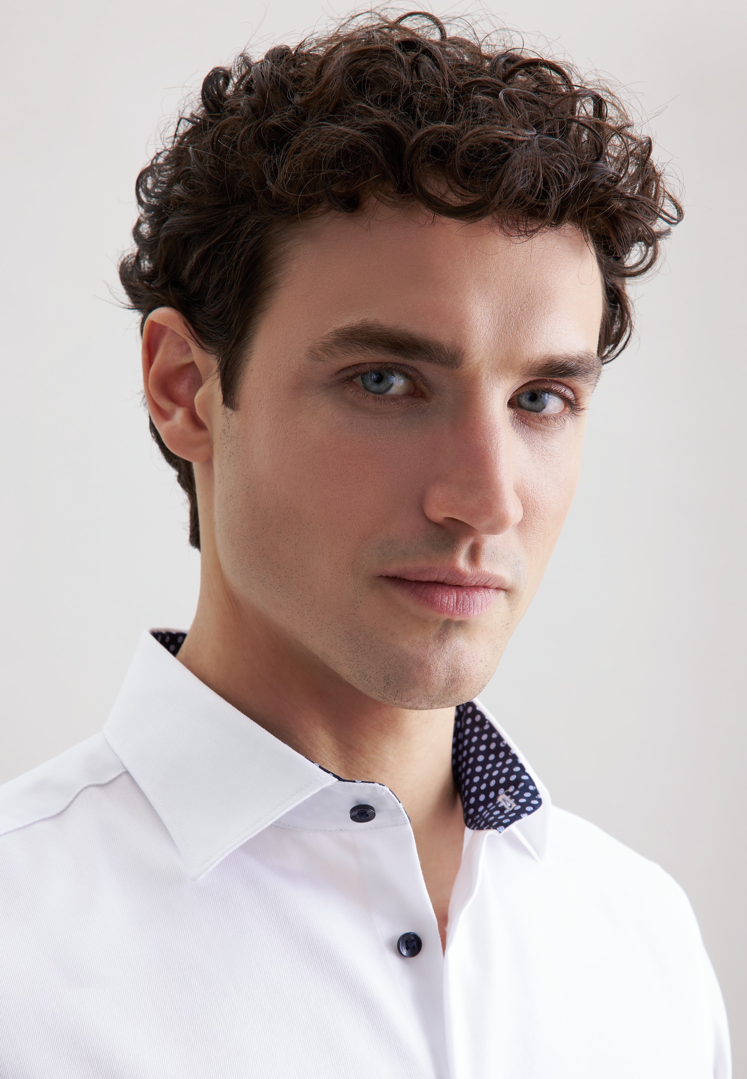 seidensticker Businesshemd »Schwarze Rose« Shaped 1/1 Kentkragen Uni