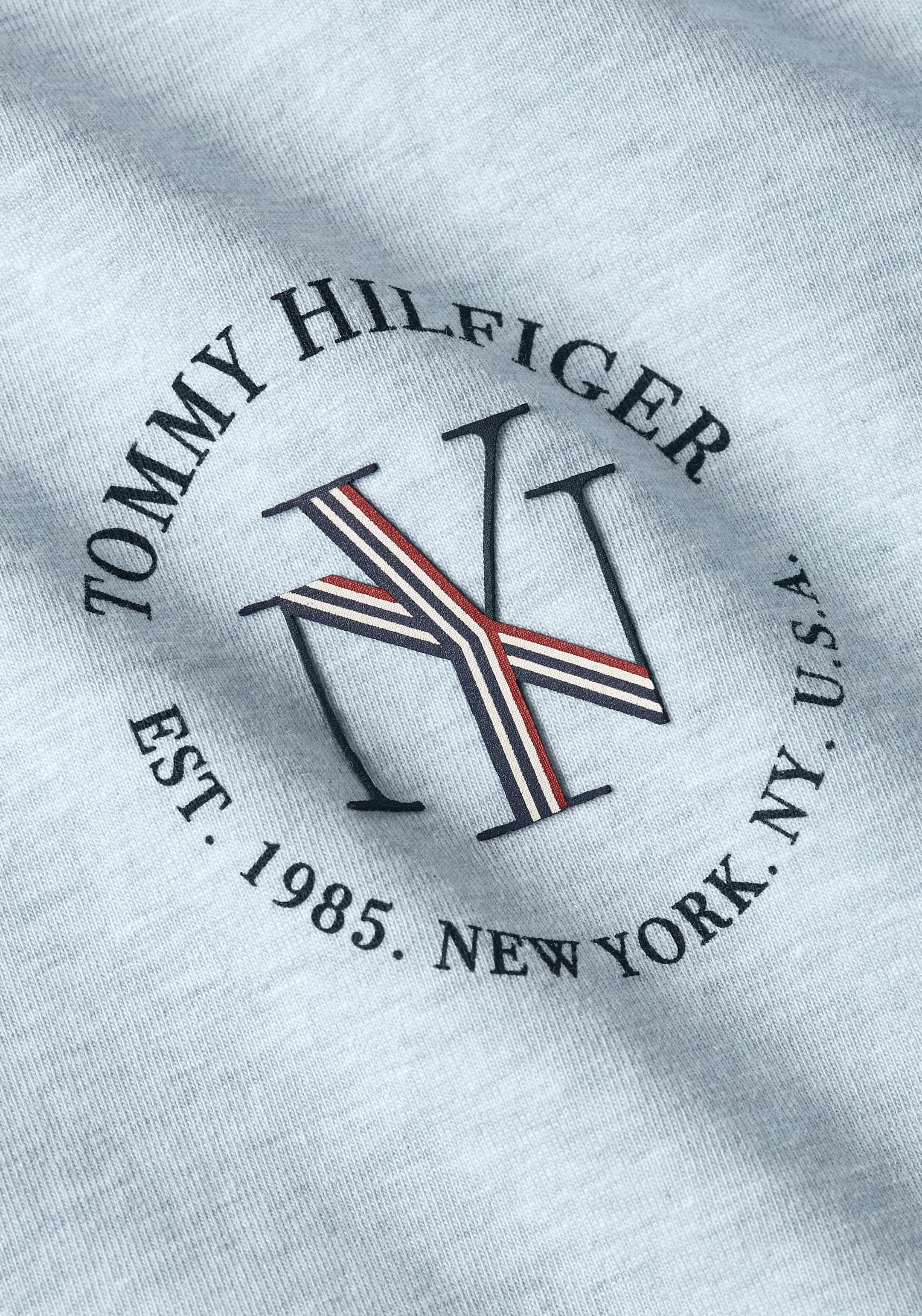 à Tommy Markenlabel mit »REG Commander bon Tommy Hilfiger Hilfiger T-Shirt NYC un SS«, C-NK prix ROUNDALL