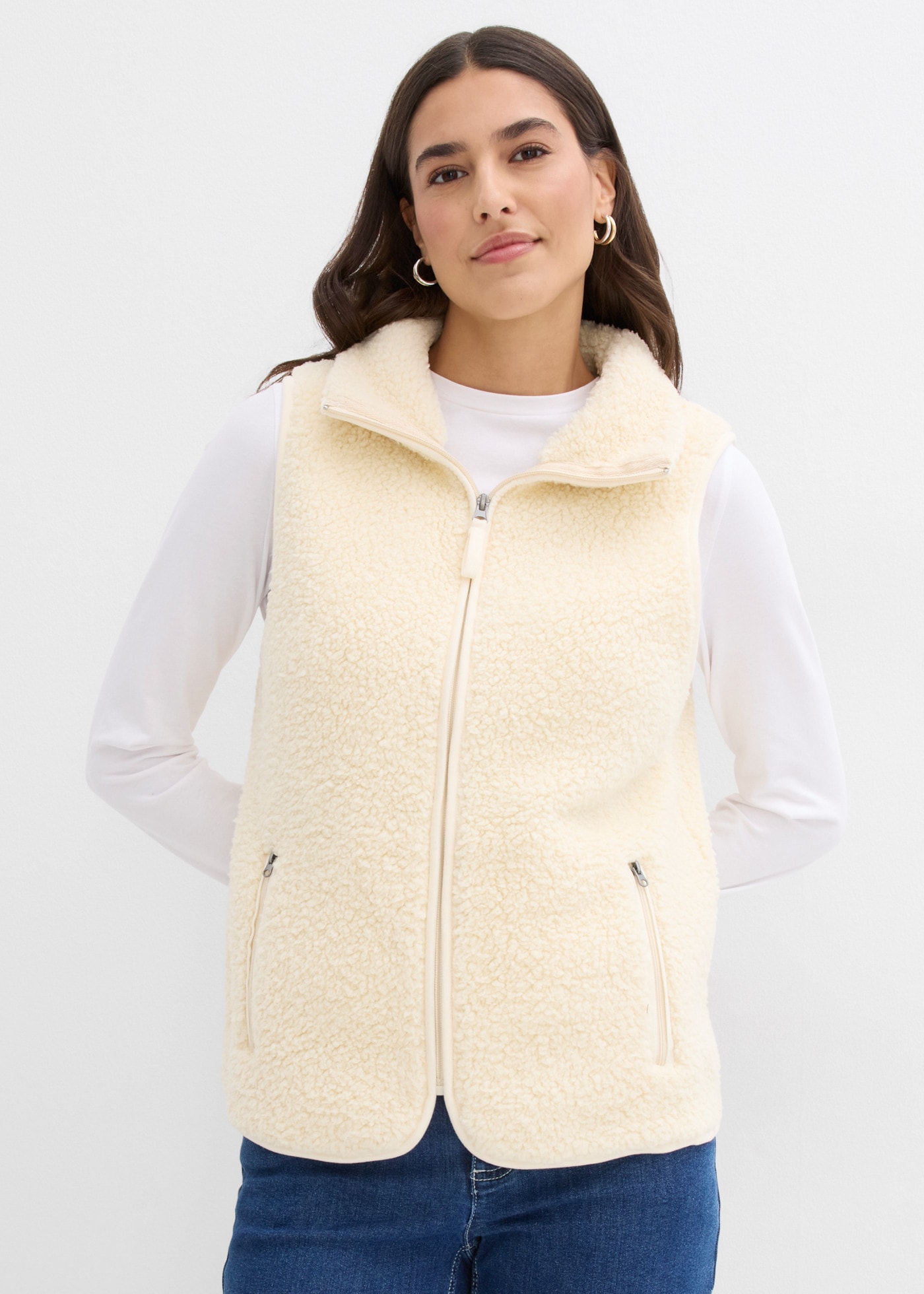 Image of bonprix Plüschweste lässig geschnitten, in Teddy-Optik, im Casual-Stil, aus Polyester