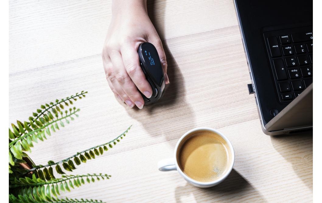 Trust ergonomische Maus »Voxx Rechar«, Bluetooth-USB, Rechtshänder