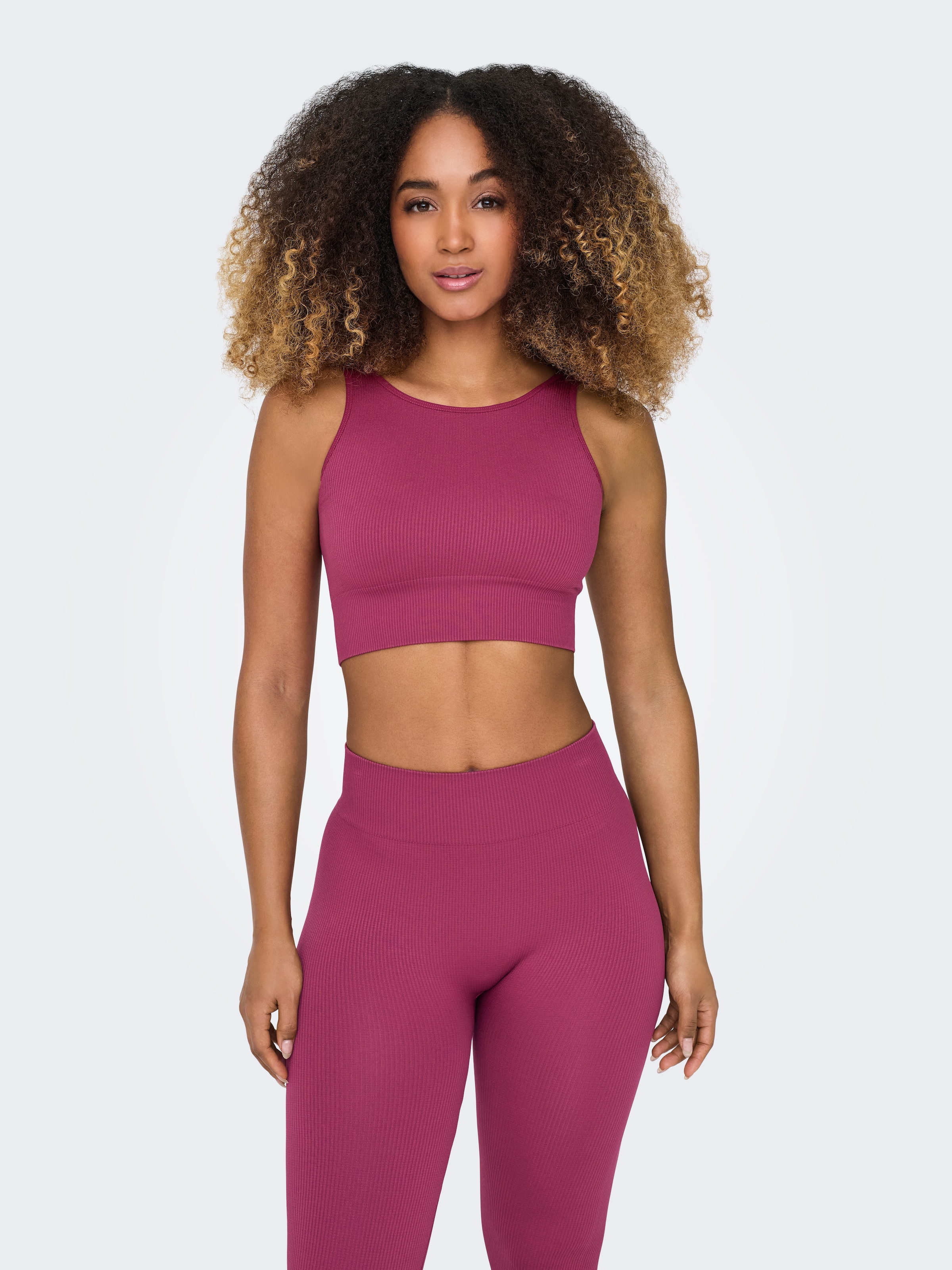 ONLY Play Trainingstop »ONPJAIA LIFE UN SL SEAM SHORT TOP NOOS«, Cropped Fit, in feiner Rippstruktur