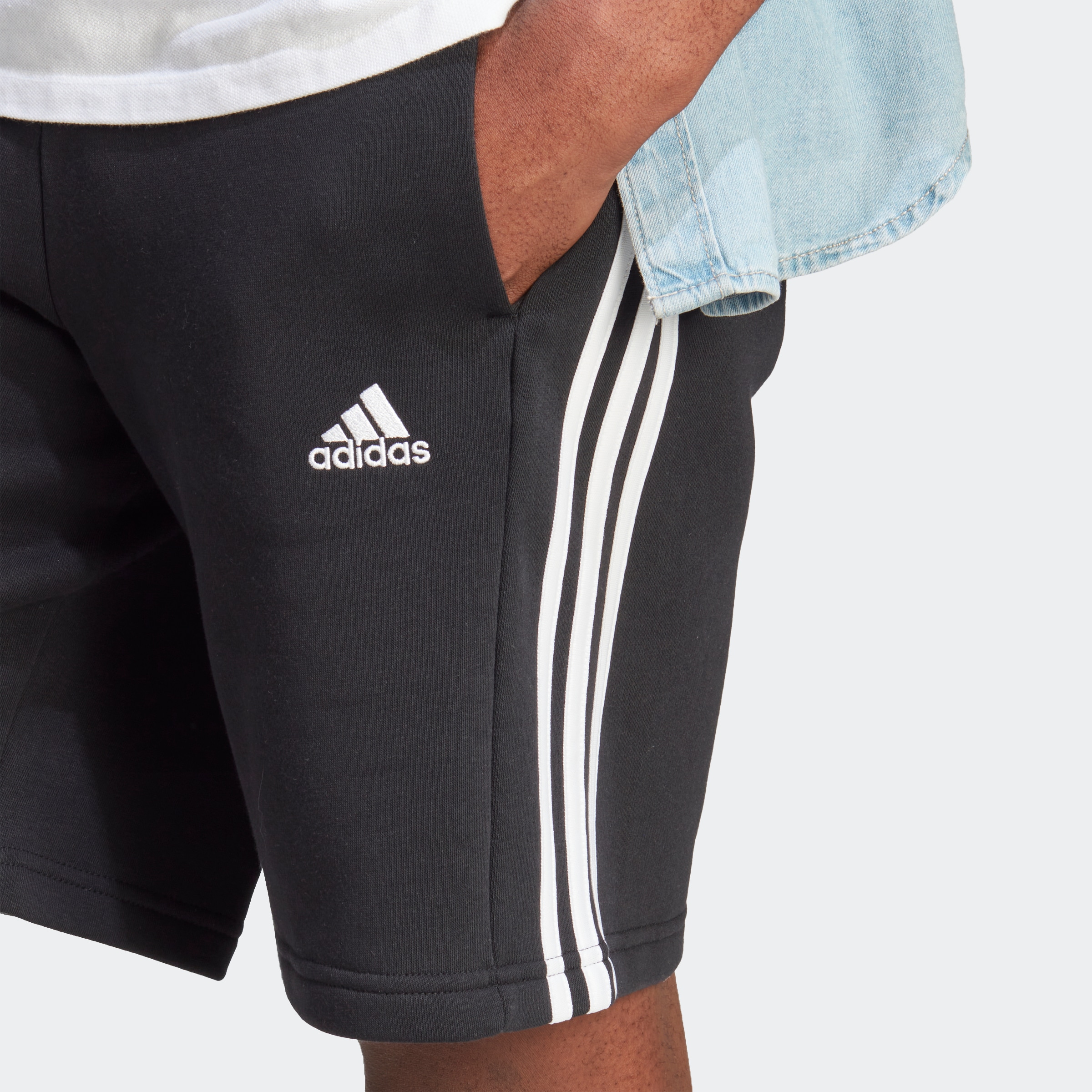 Shorts Sportswear sur Découvrir »ESSENTIALS tlg.) 3-STREIFEN«, (1 adidas
