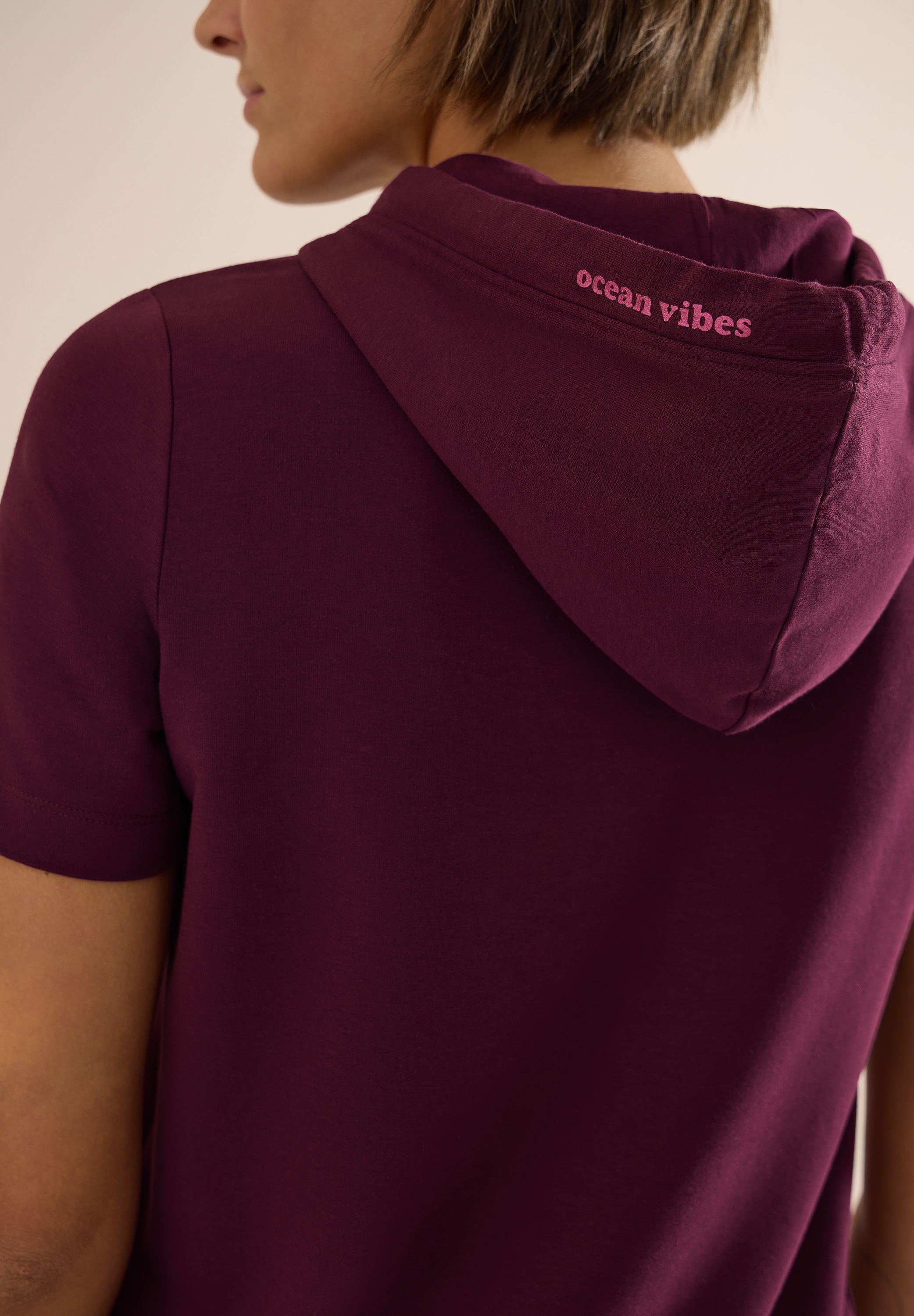 Cecil T-shirt à capuche avec inscription