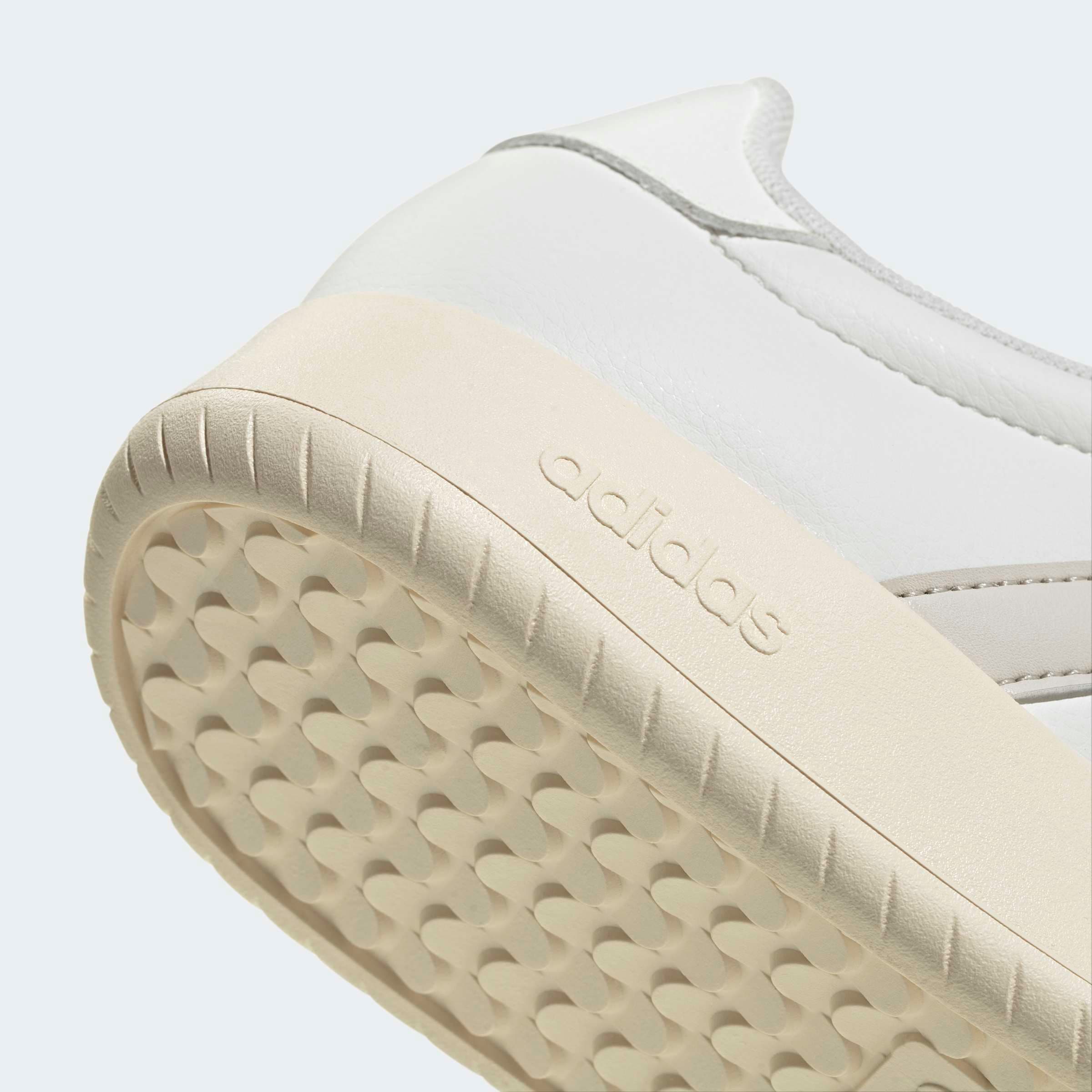 adidas Sportswear Sneakers »BARREDA«  inspiré du design de l’adidas handball spezial