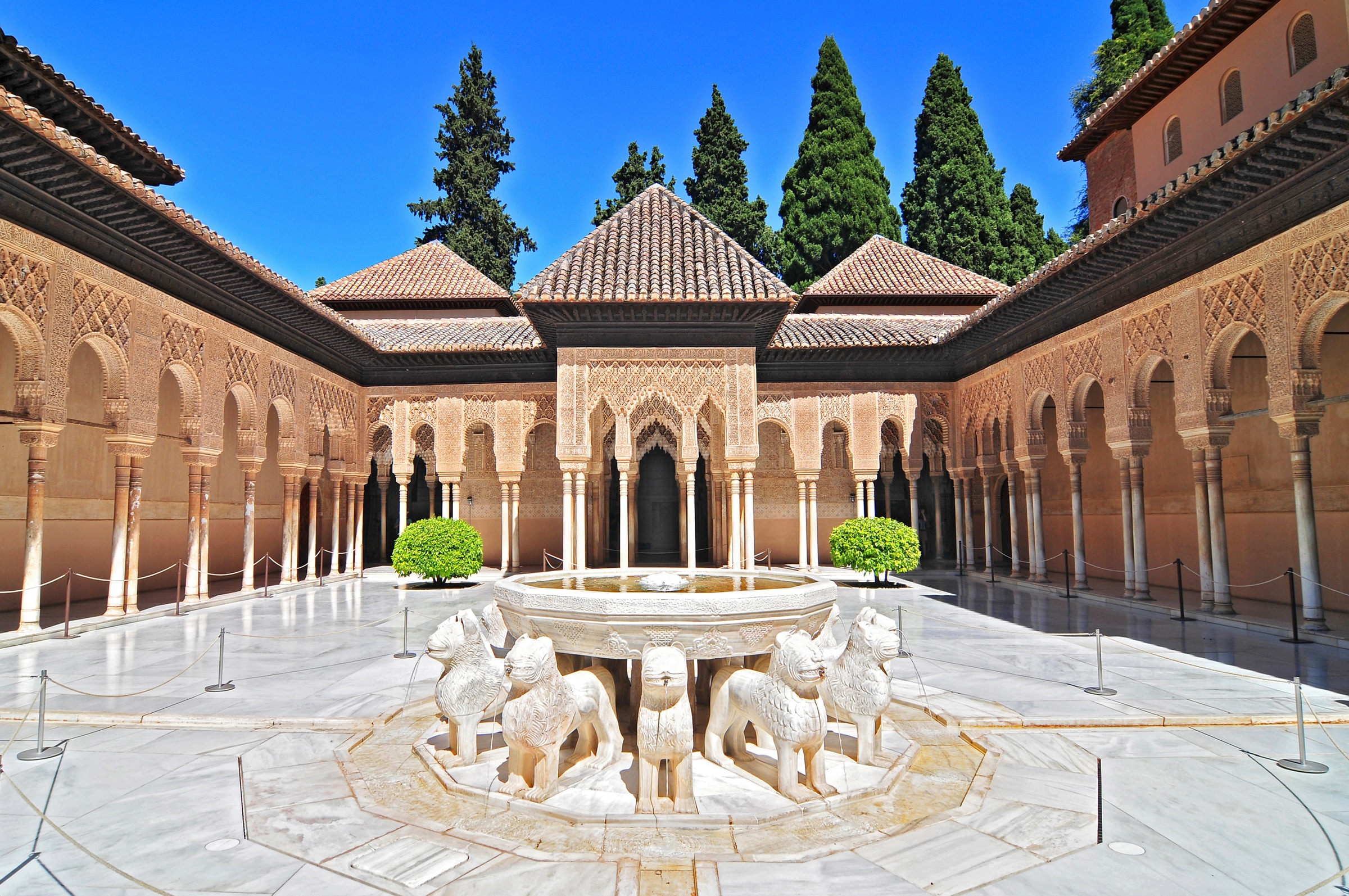 Image of Papermoon Fototapete "ARCHITEKTUR-PATIO DES LÖWES PALAST ALHAMBRA BOGEN HOF"