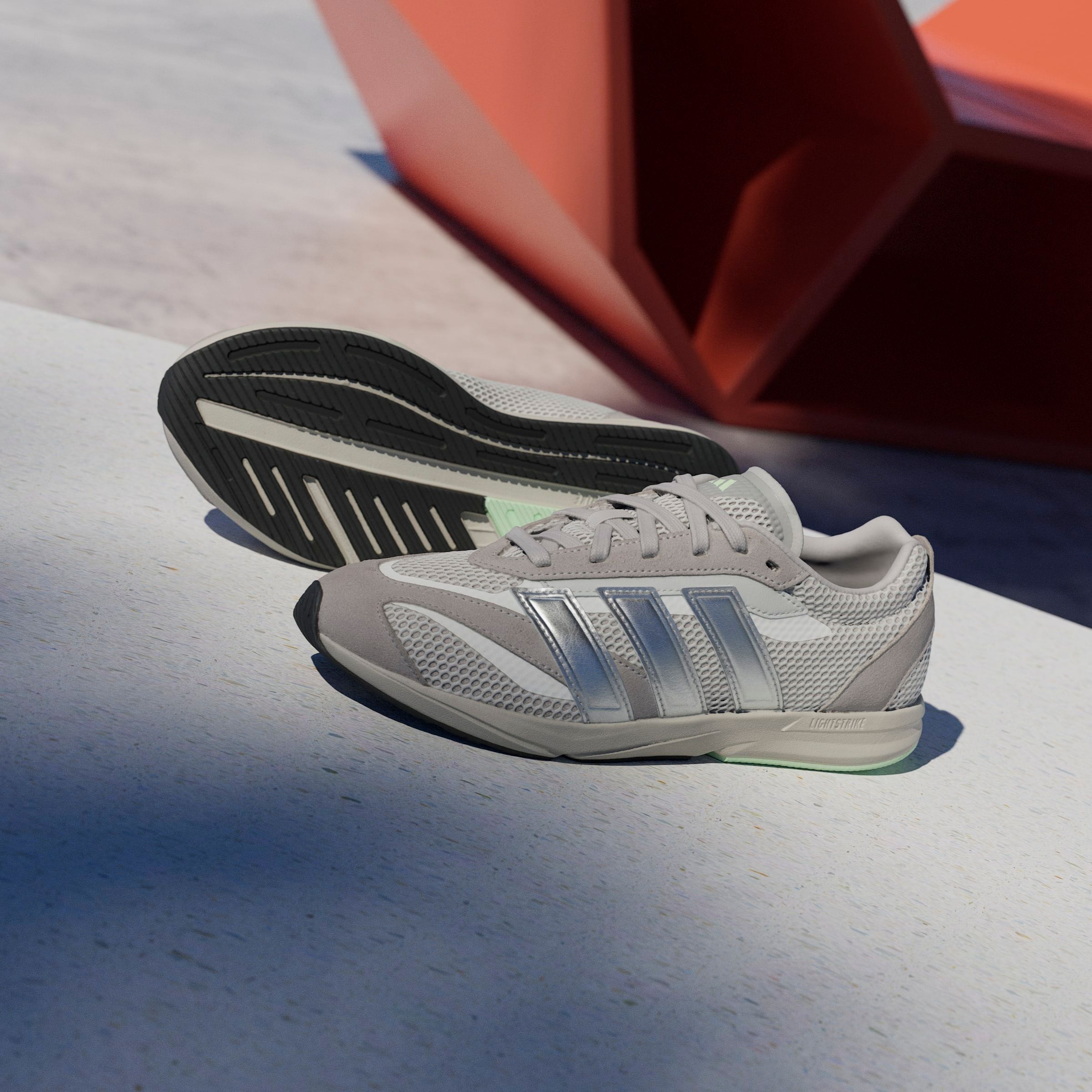 adidas Sportswear Sneaker »LIGHTBLAZE LP E«