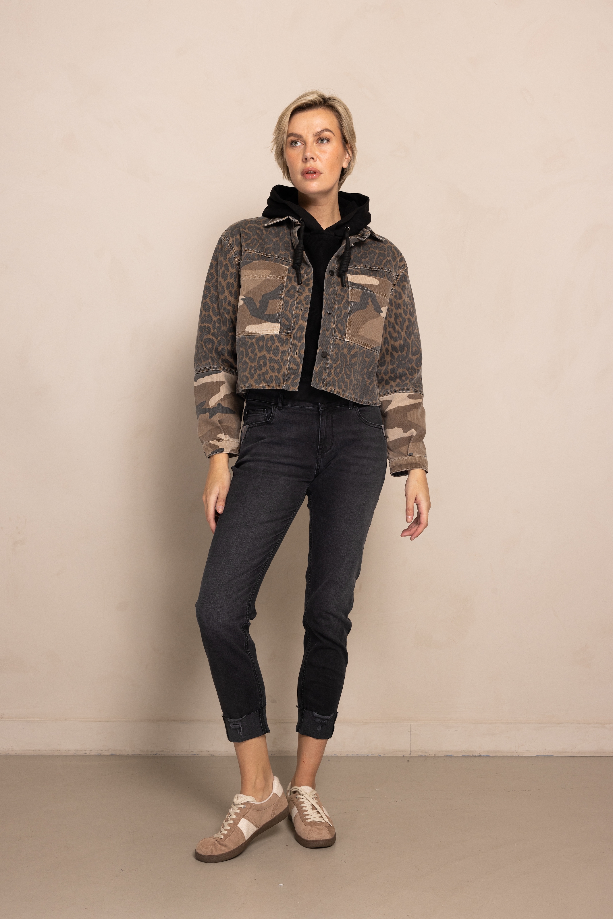 Zhrill Blouson »ZHLOUIE« ohne Kapuze mit Animal-Print