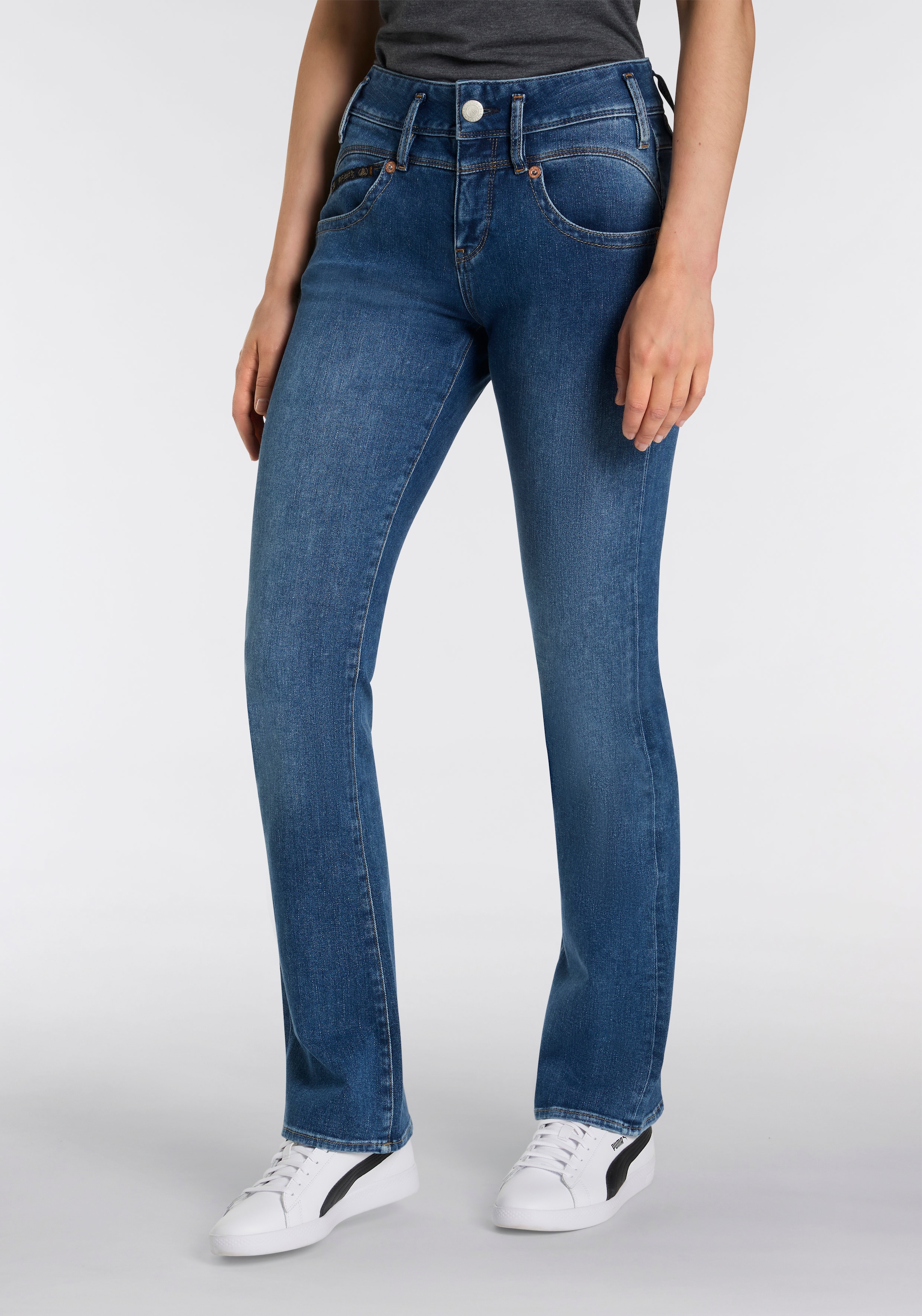 Image of Herrlicher Bootcut-Jeans "Pearl Boot Denim Cashmere Touch" mit Spitzbund