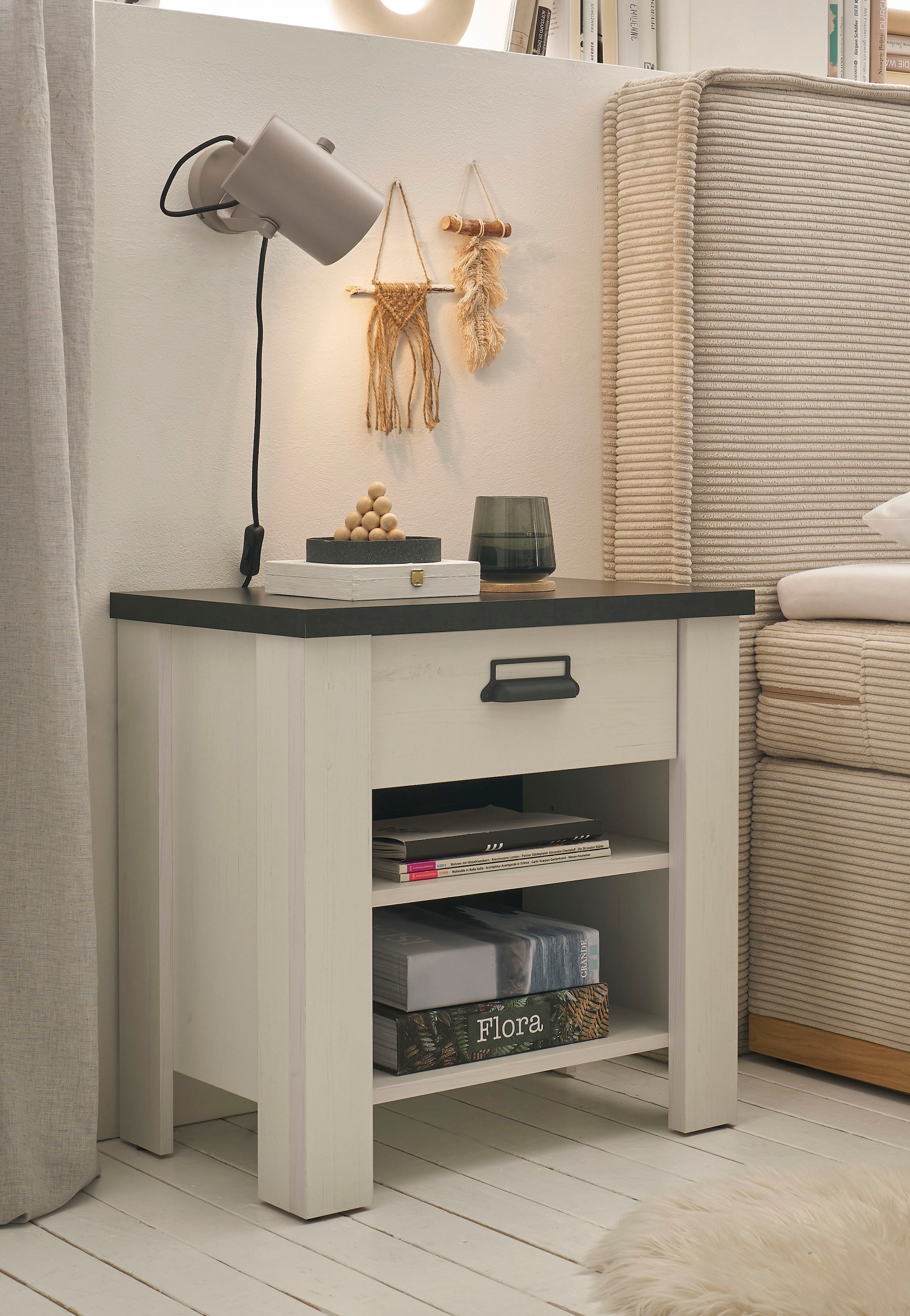 Image of Home affaire Nachtkommode "SHERWOOD" mit Apothekergriff aus Metall, Schubkasten "Soft close", Breite 60 cm