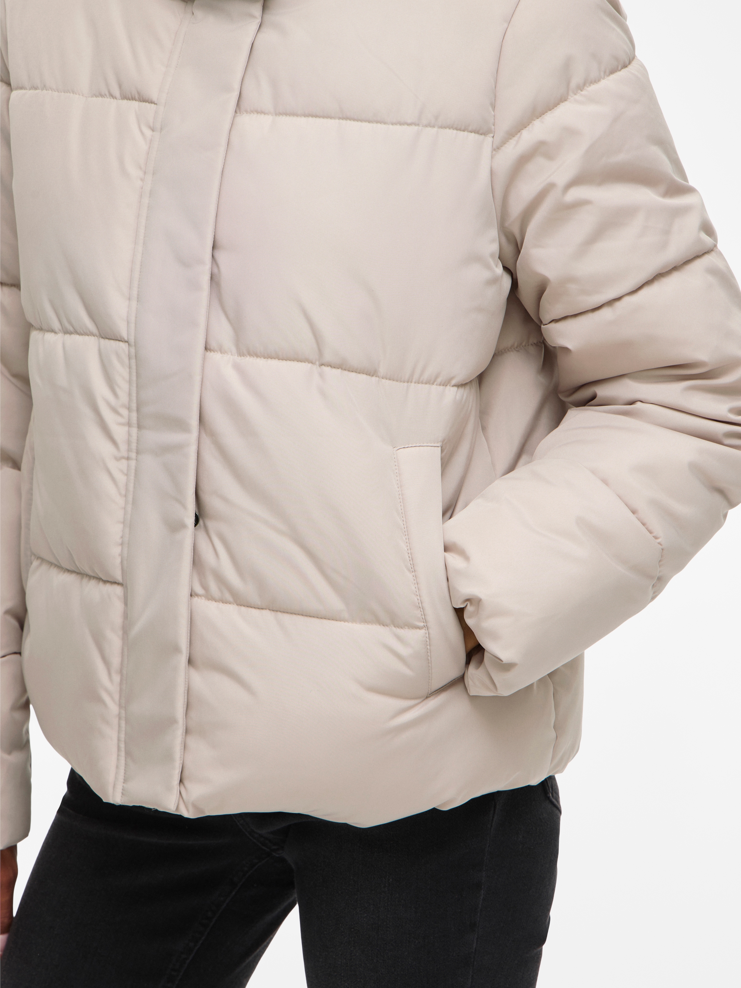 Vila Steppjacke »VIMILJA PADDED PUFFER - NOOS« mit Kapuze