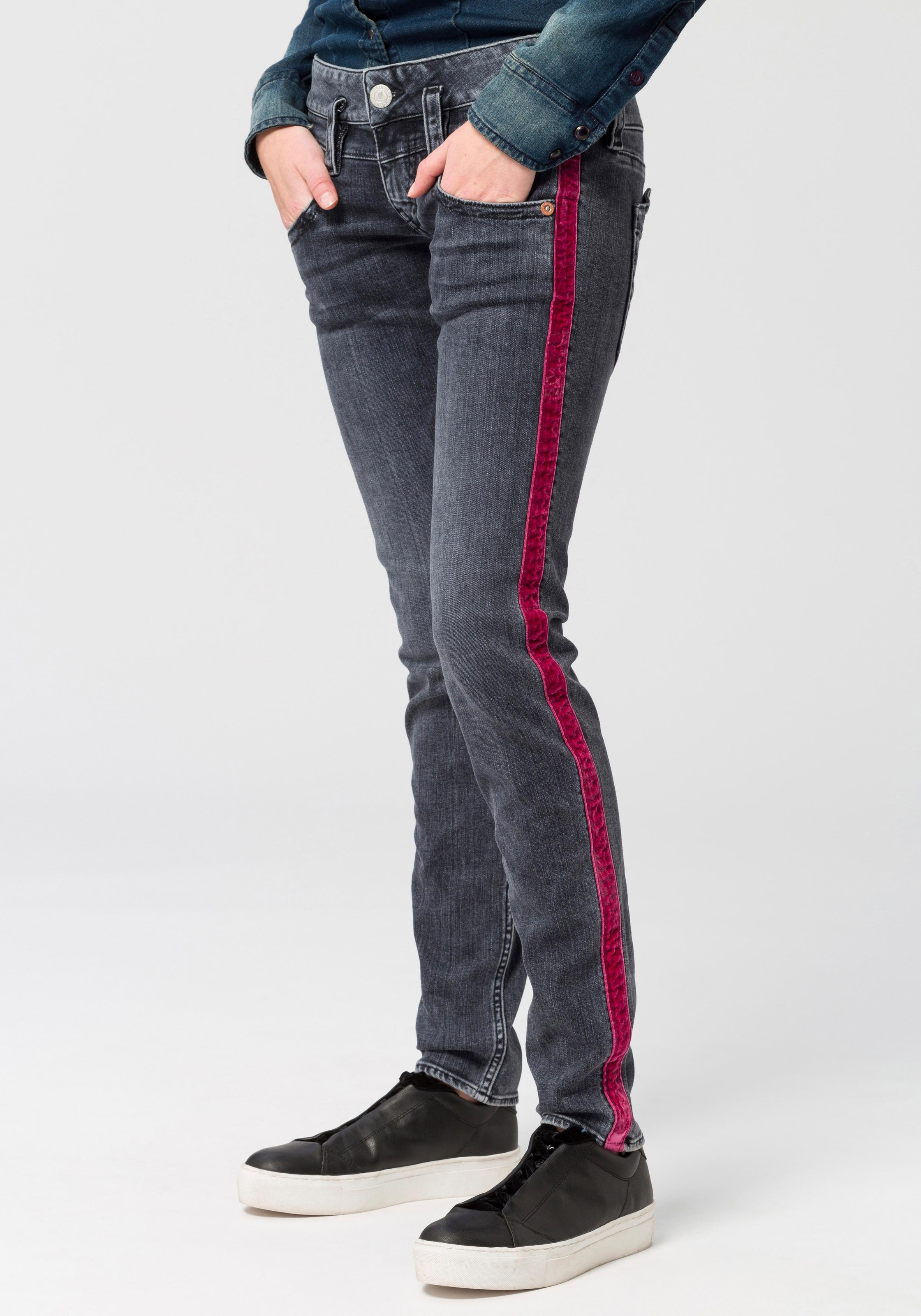 Röhrenjeans »PITCH SLIM«