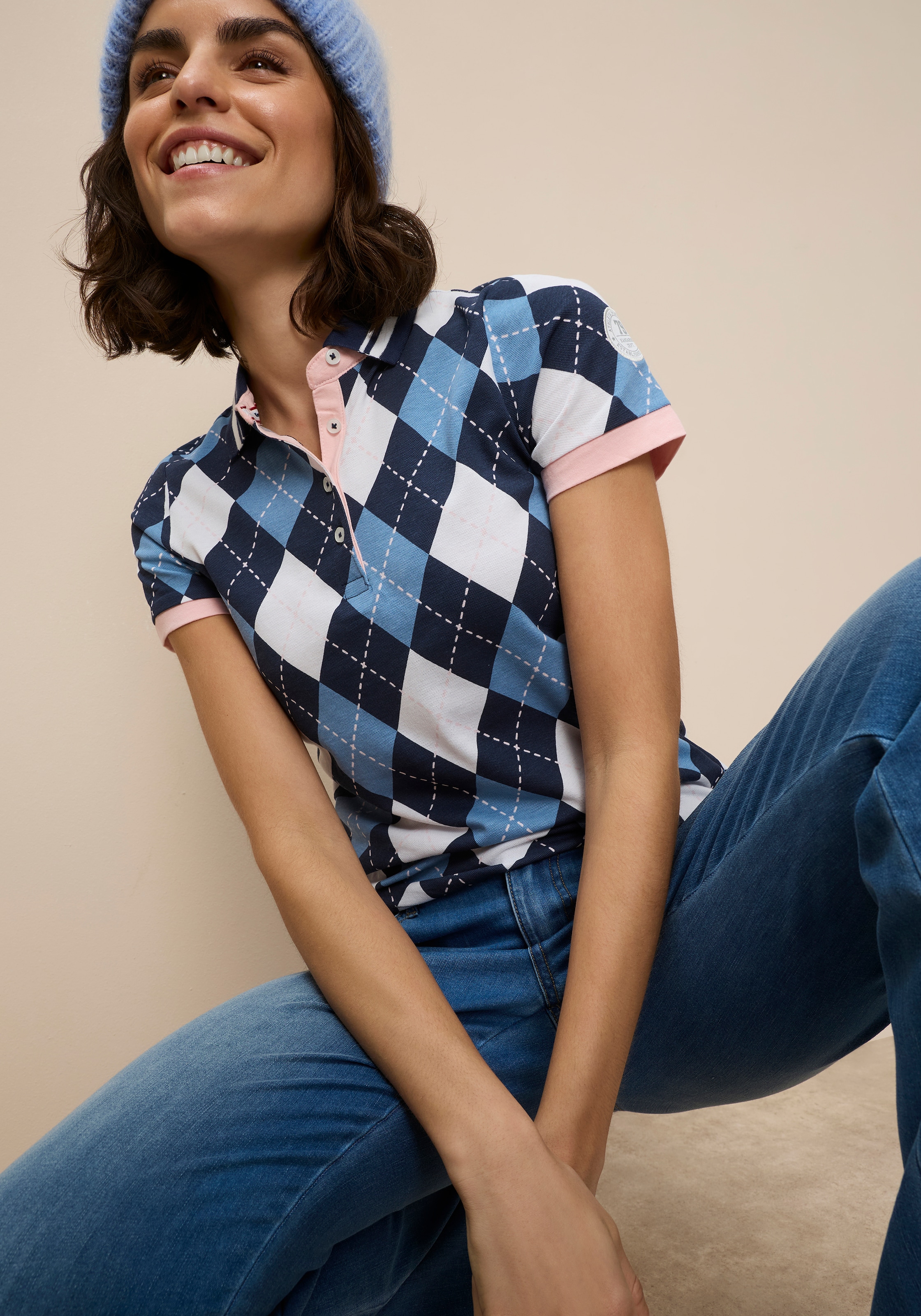 Image of KangaROOS Poloshirt Kurzarm, figurbetonte Passform, Polokragen mit Knopfleiste