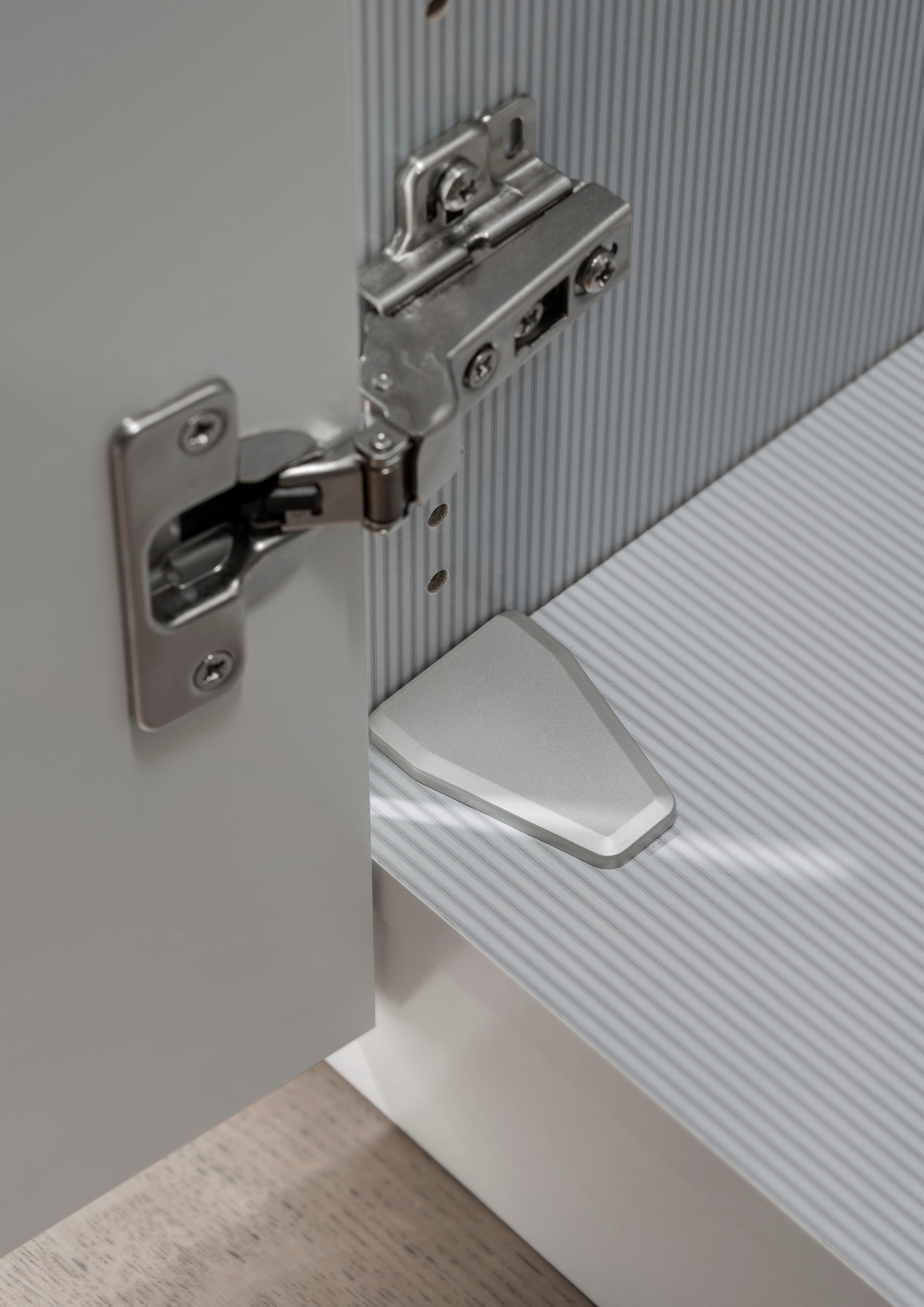 WIEMANN Armoire à portes pliantes »Ohio, Kleiderschrank, Schrank, Garderobe, mit Glasfront, 300 cm« Inclus étagères et tringles à vêtements, 2 hauteurs, MADE IN GERMANY,  comprend amortisseur de porte, façade en verre de haute qualité