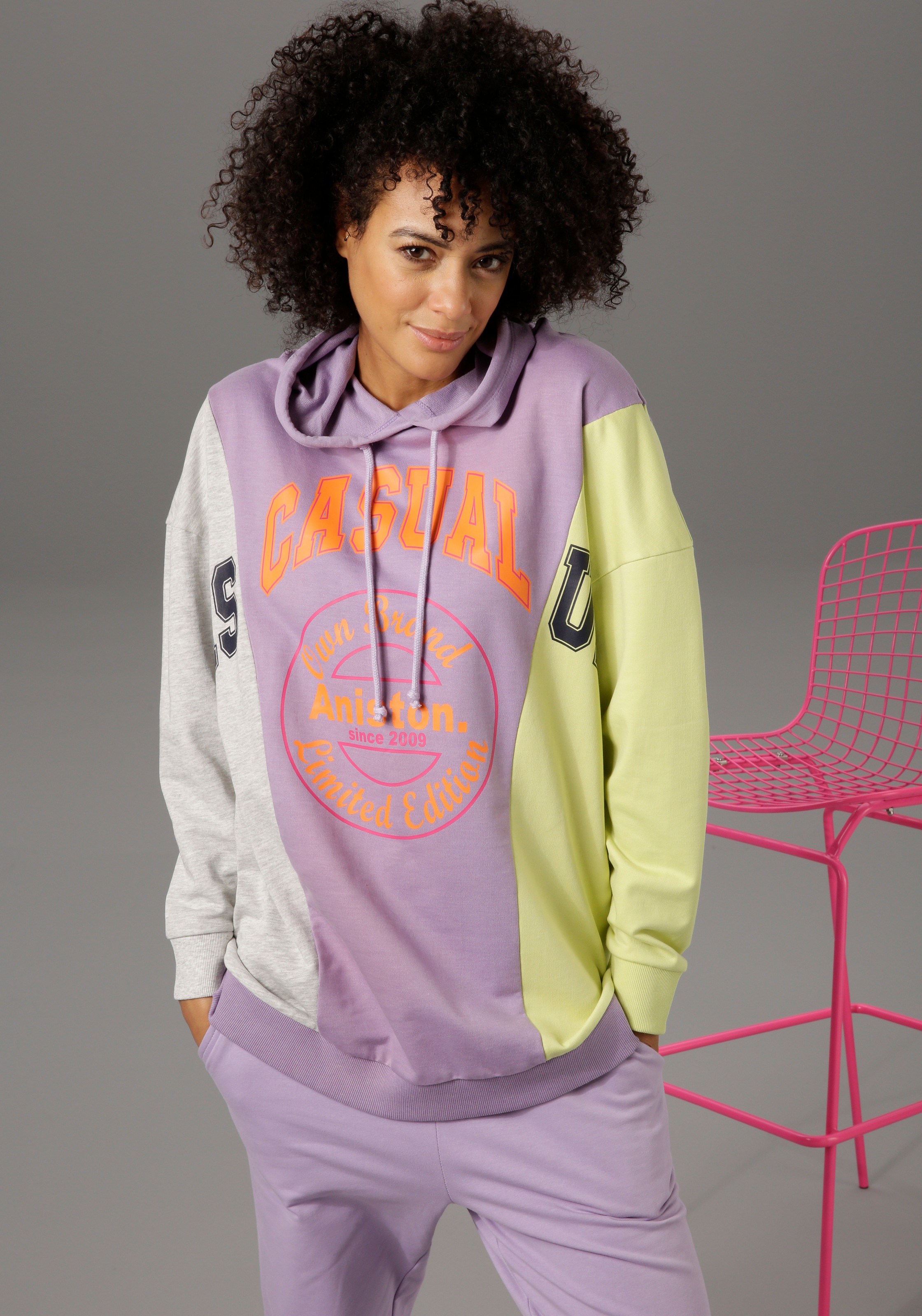 Image of Aniston CASUAL Sweatshirt, Kapuze mit Bindeband regulierbar bei Ackermann Versand Schweiz