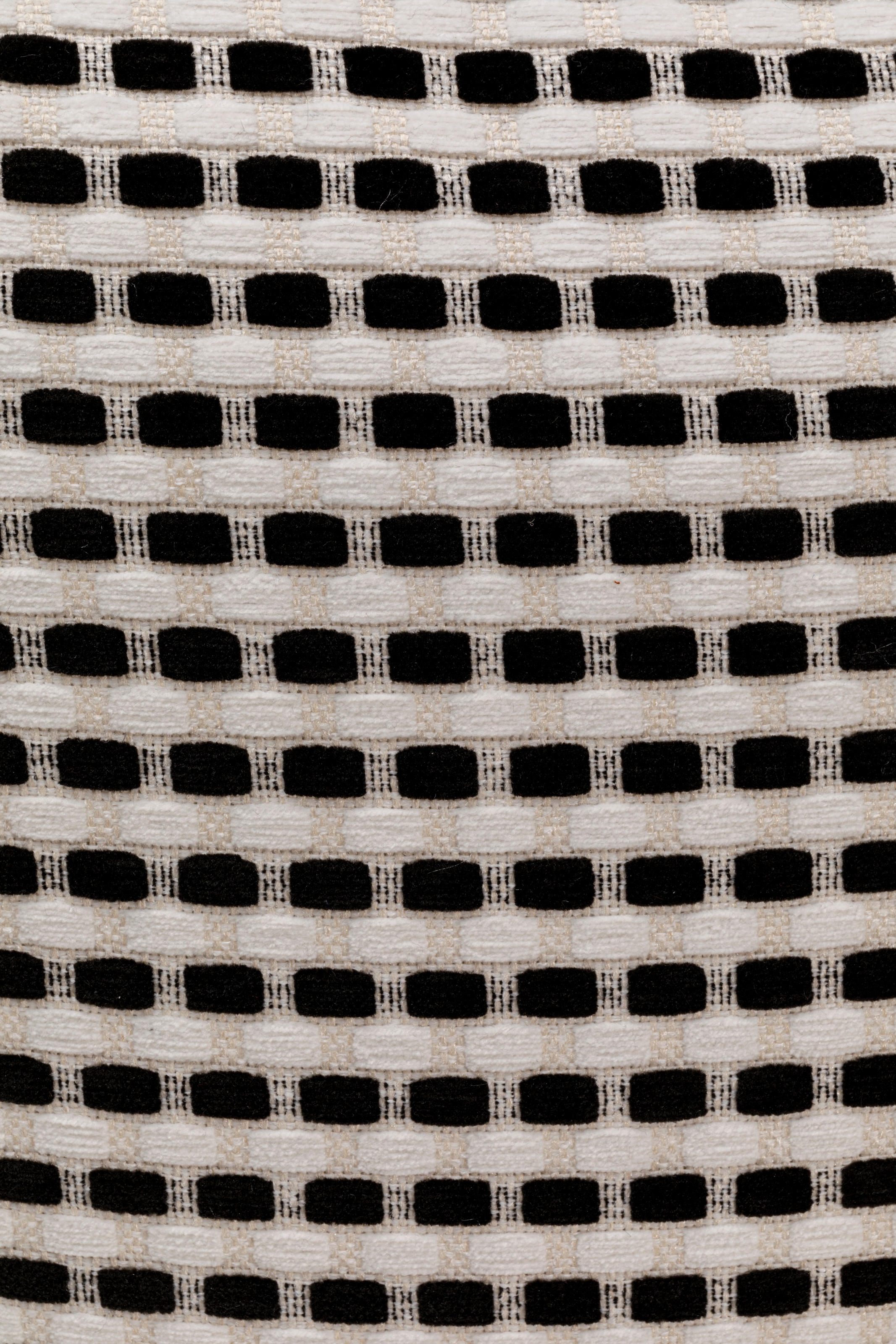 Kare Design Coussin décoratif »Jacky, Kissenhülle mit Füllung, 45x45 cm« stützt Kopf und Nacken angenehm und sorgt für erholsamen Schlaf