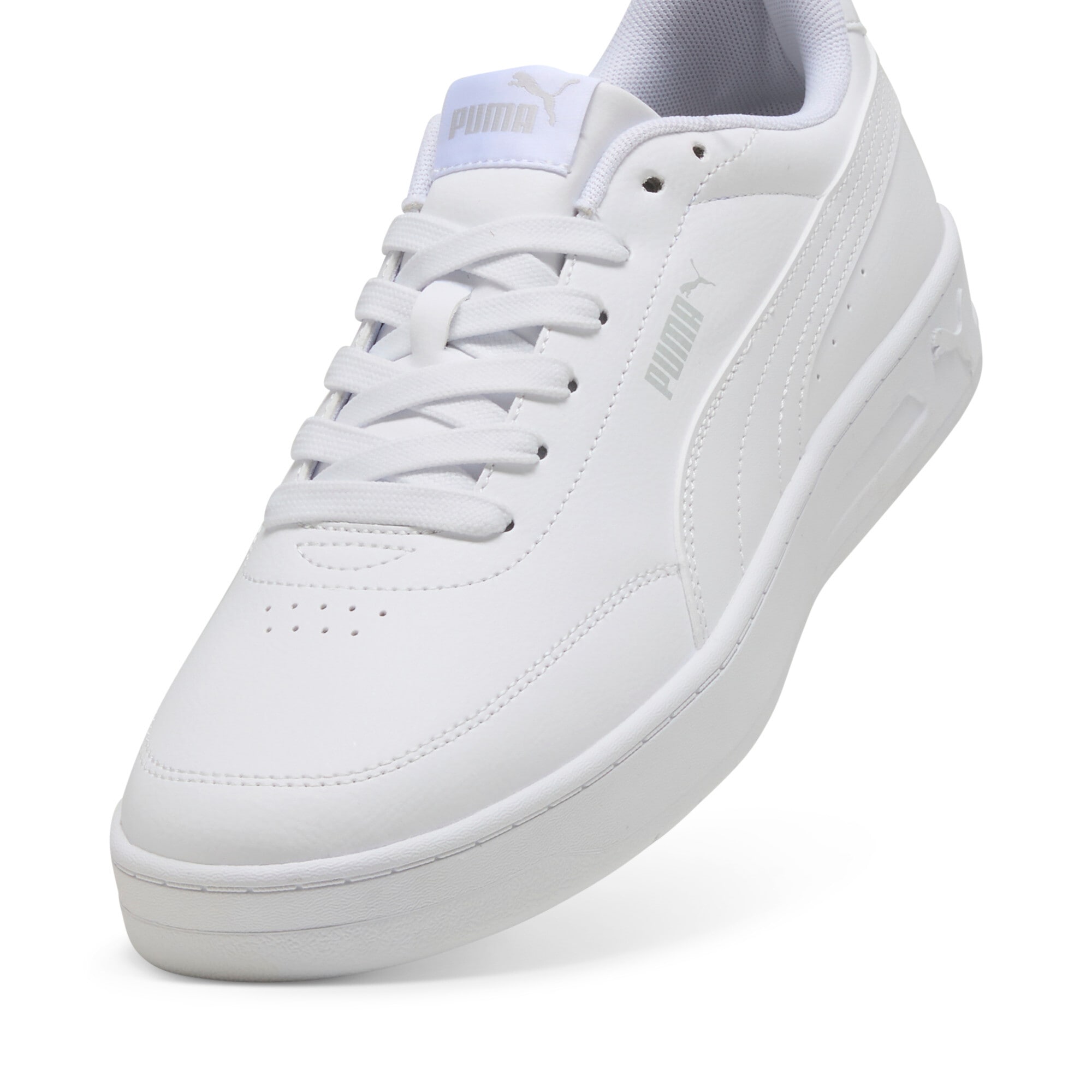 PUMA Sneaker »COURT CLASSIC CLEAN«  mit SoftFoam+ Innensohle, mit Synthetik-Obermaterial, mit Schnürung