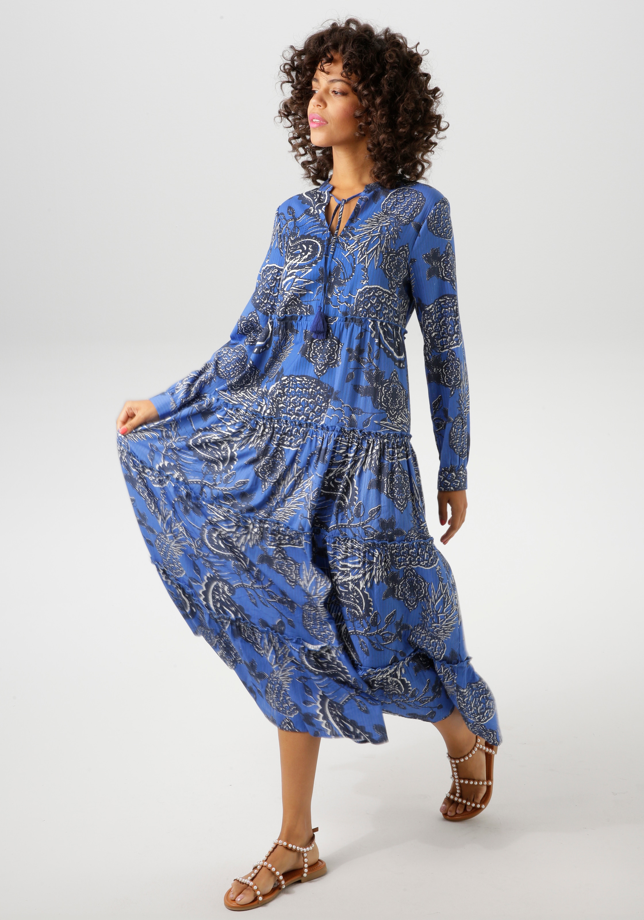Aniston CASUAL Maxikleid, mit extravagantem, grossflächigen Druck - NEUE KOLLEKTION