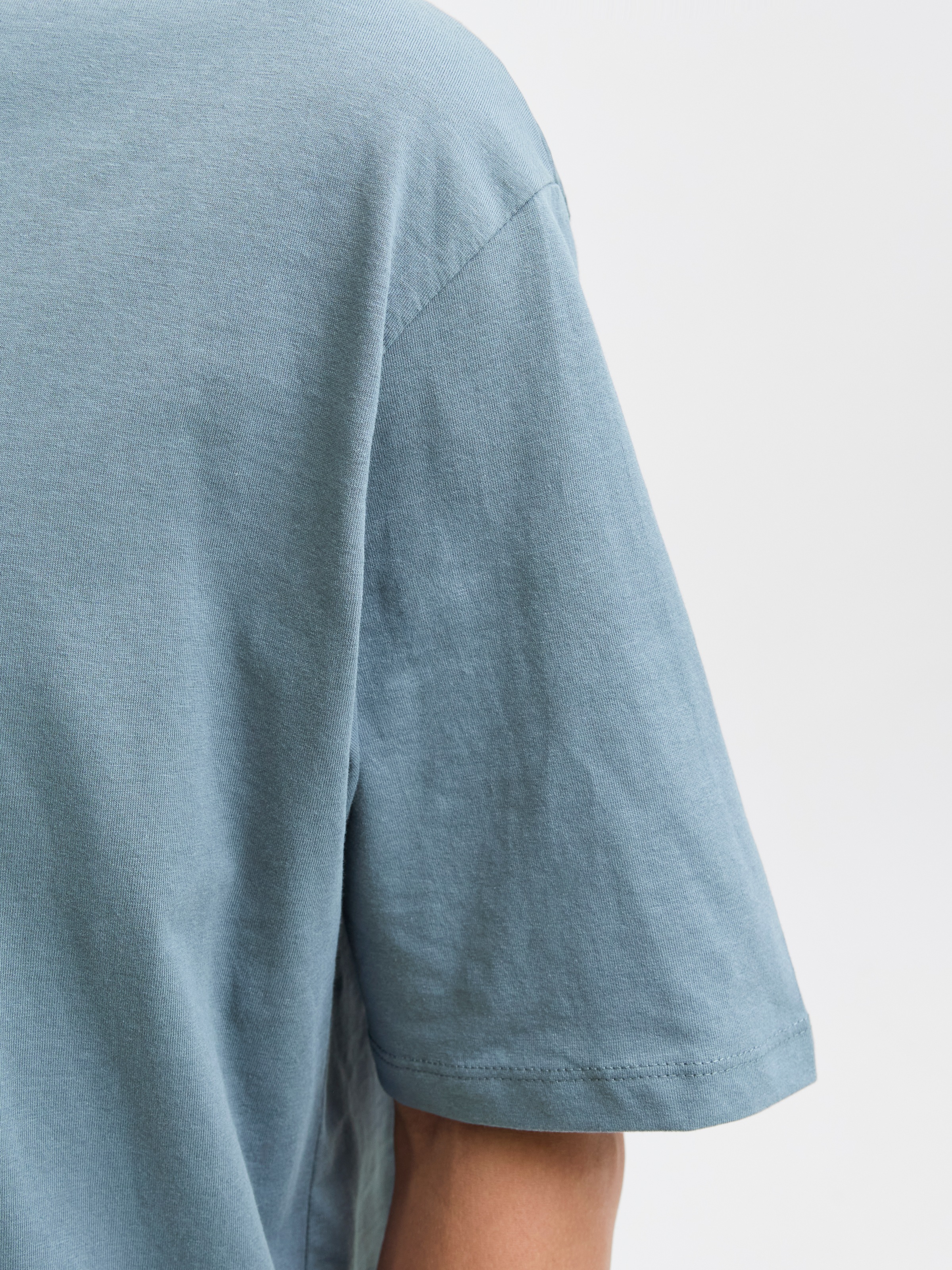 Jack & Jones Oversize-Shirt »JJEBRADLEY Oversize T-Shirt mit klassischem Rundhalsausschnitt«, mit gekämmten Jersey