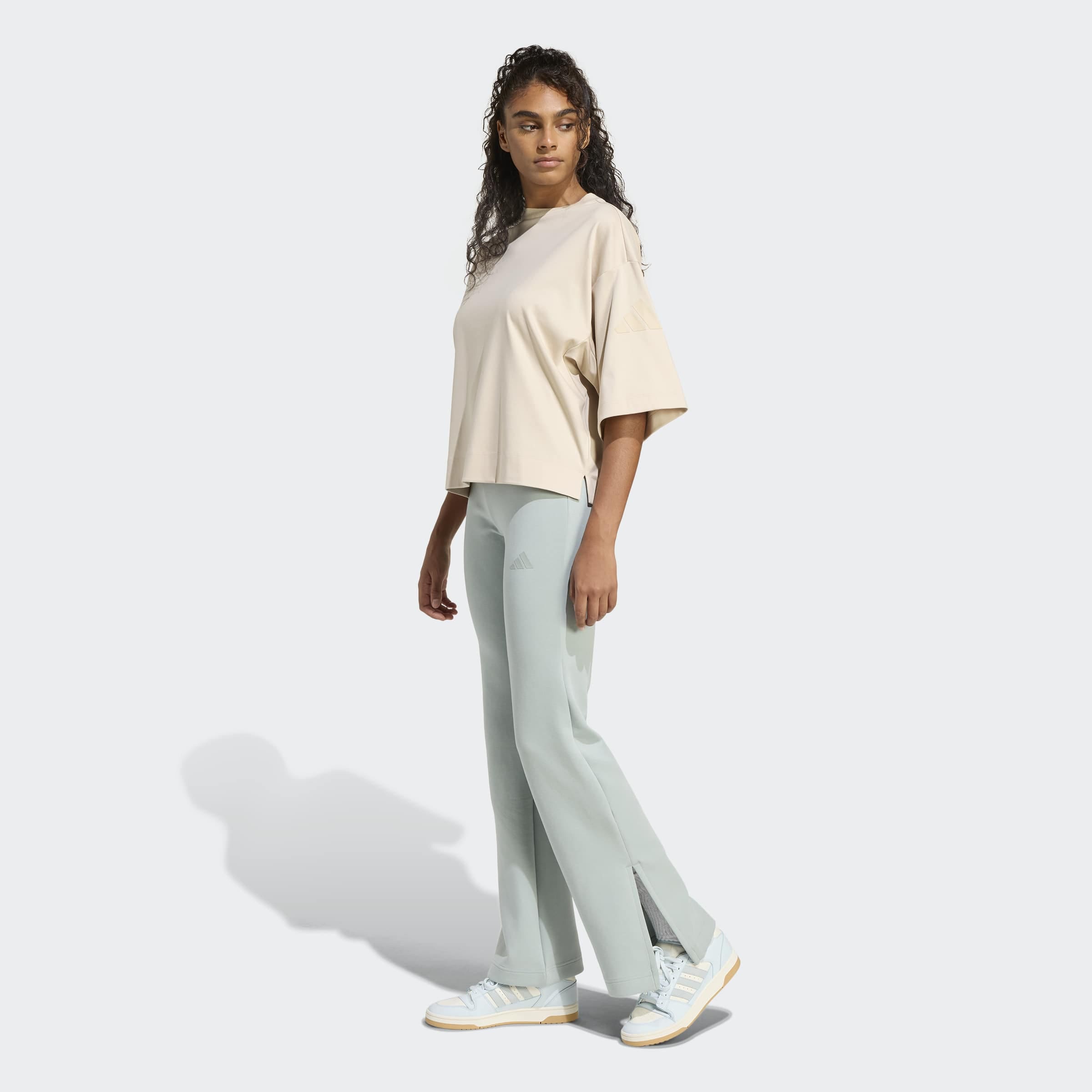 adidas Sportswear Sporthose »W ALL SZN SL FP«  für Erwachsene, mit normal-weiter Form, aus Polyester