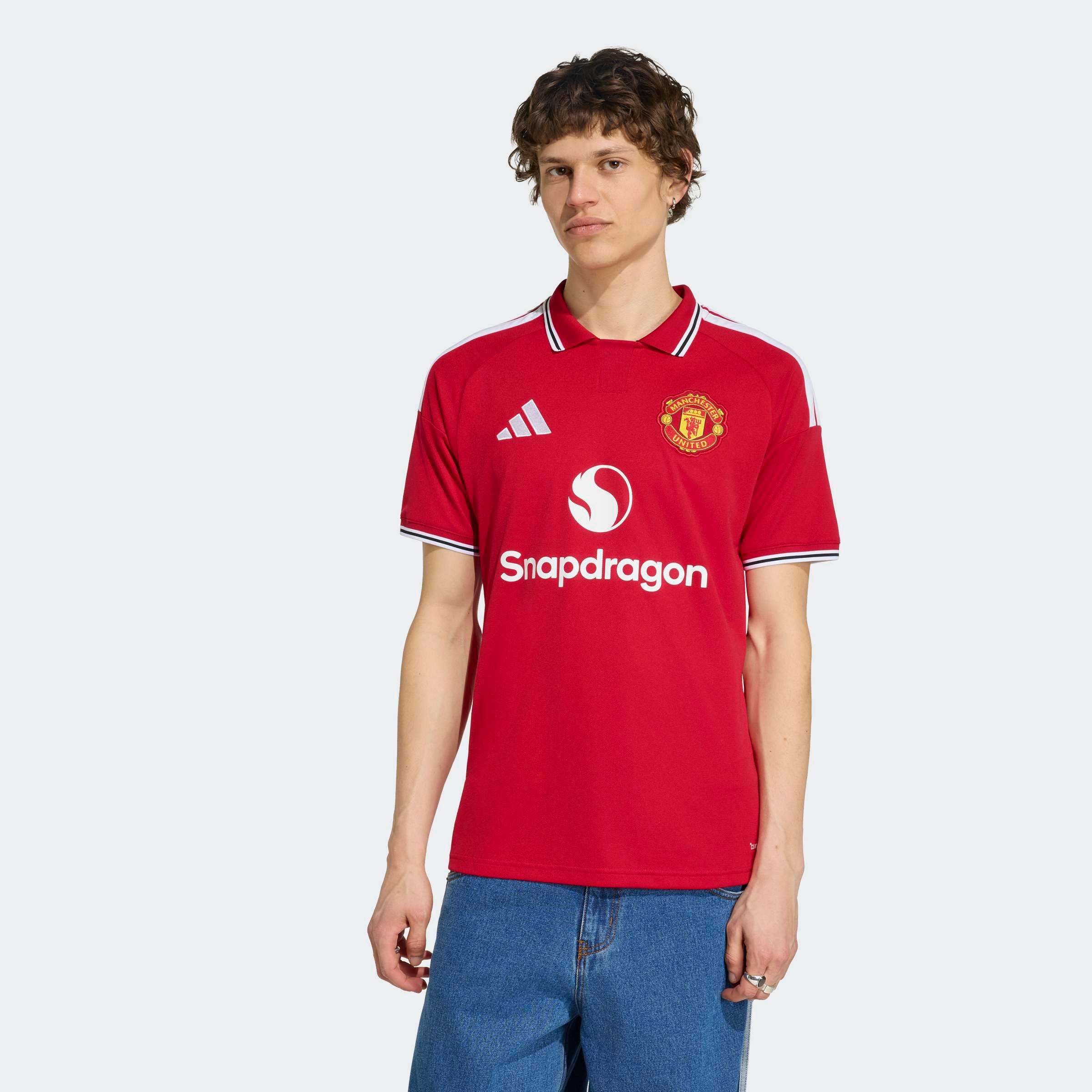 Image of adidas Performance Fussballtrikot "MANCHESTER UNITED 26/27 HEIMTRIKOT" mit schmaler Passform, mit gestreiftem Kragen und Bündchen