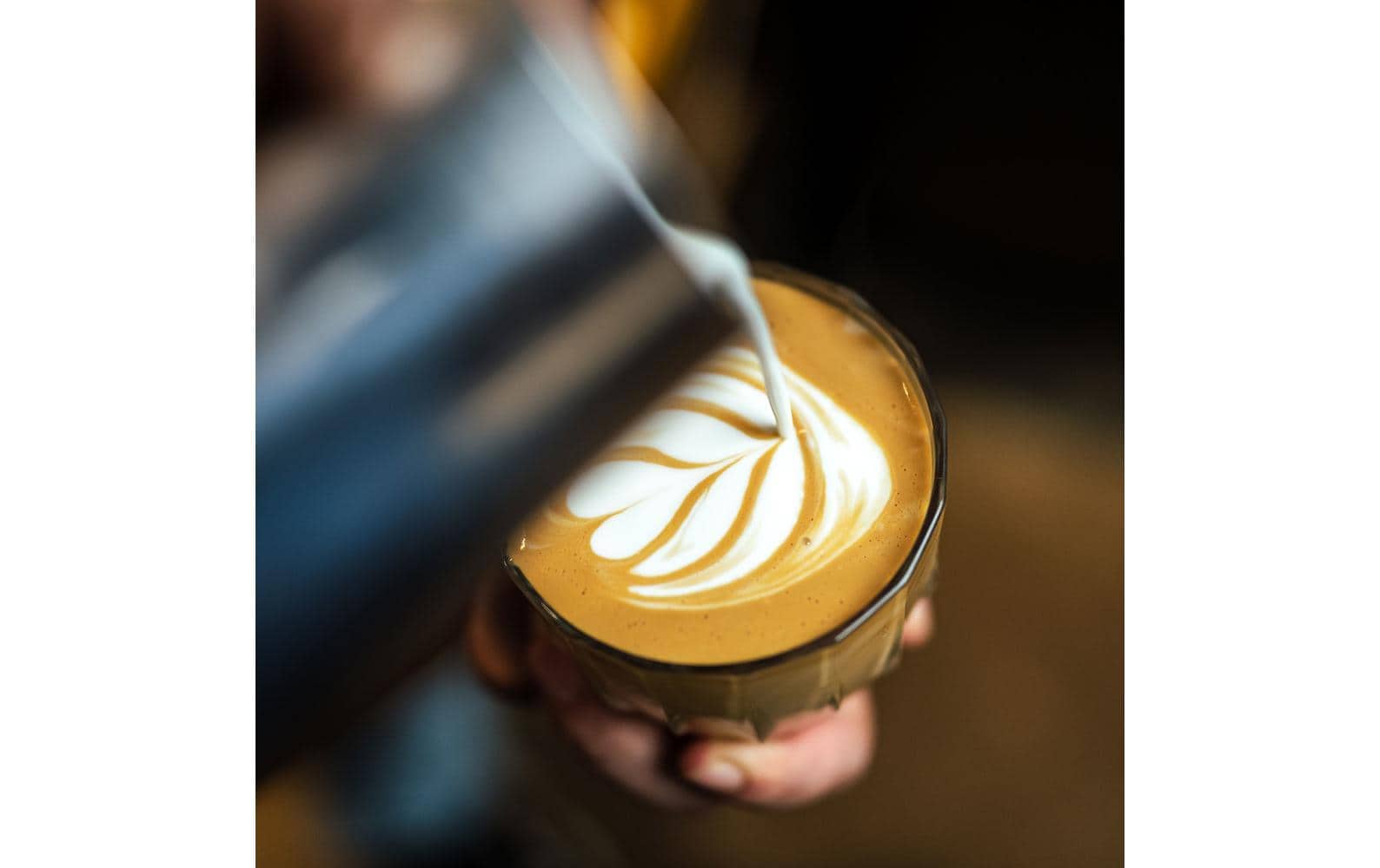 Gastroback Machine à espresso »42722 DESIGN ESPRESSO PICCOLO PRO M« mit integriertem, automatischem Milchaufschäumer