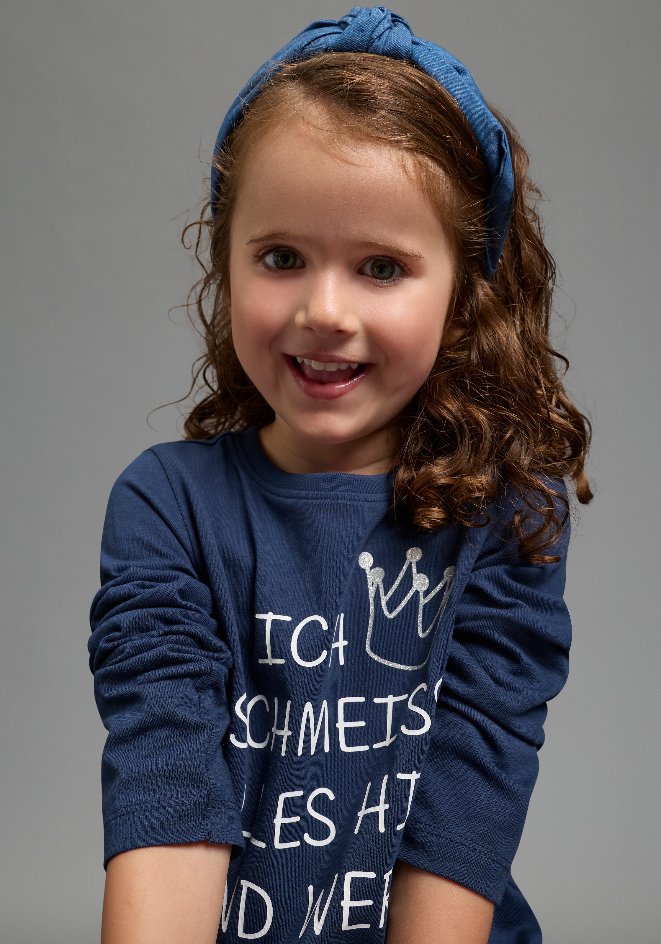 KIDSWORLD Langarmshirt »Ich schmeiss alles hin und werd´ Prinzessin« langärmlig,  Basic-Passform,  mit Glitzerdruck