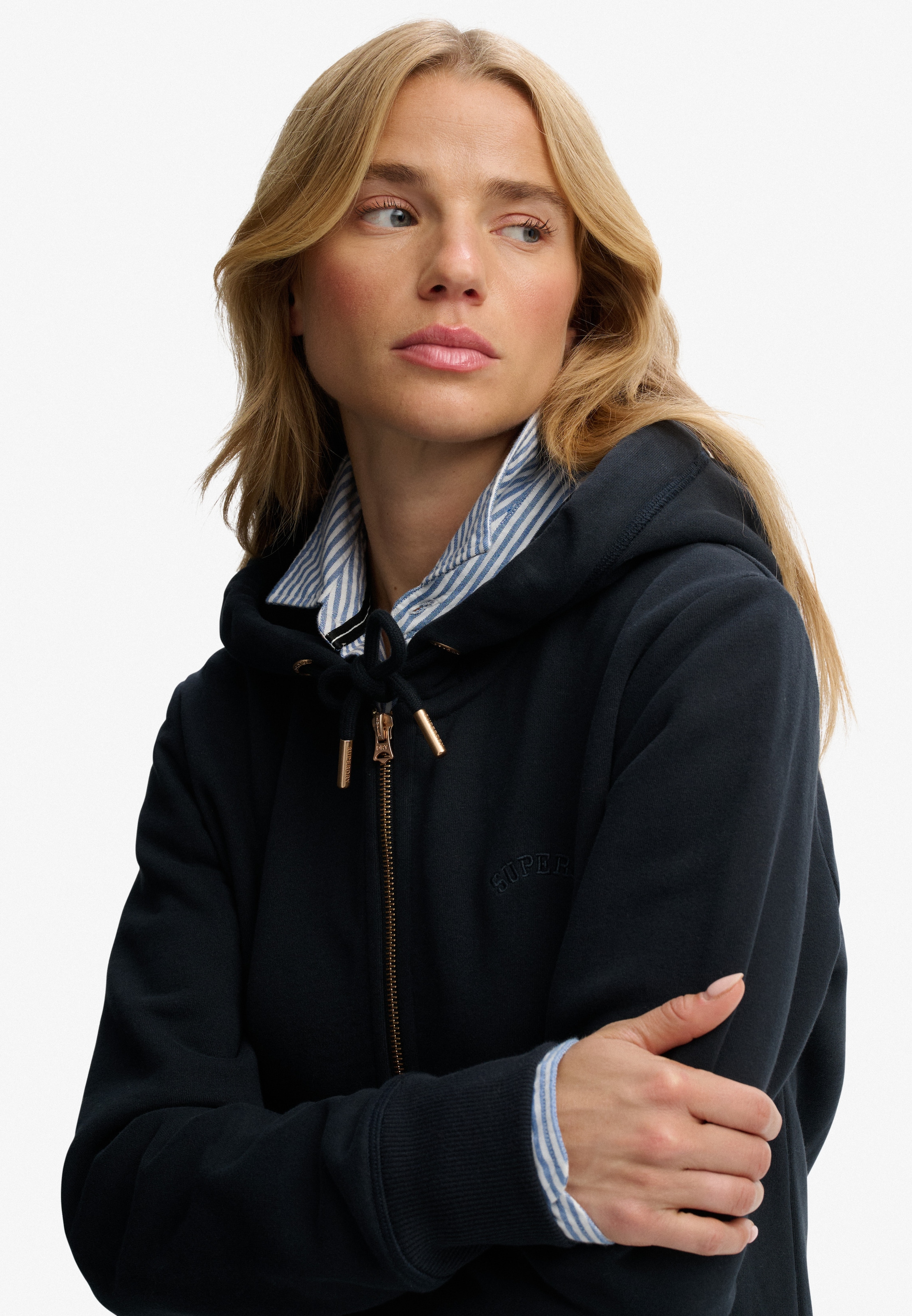 Superdry Sweat à capuche »Essential Logo Ziphood Hb« Mit Logostickerei