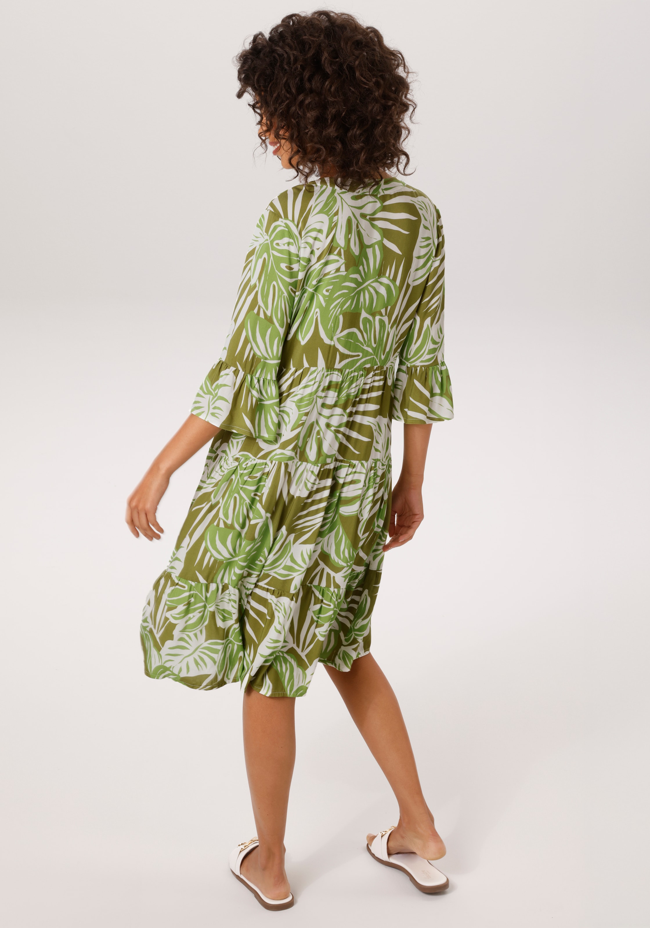 Aniston CASUAL Robe tunique mit grossflächigen, tropischen Blättern bedruckt - NEUE KOLLEKTION