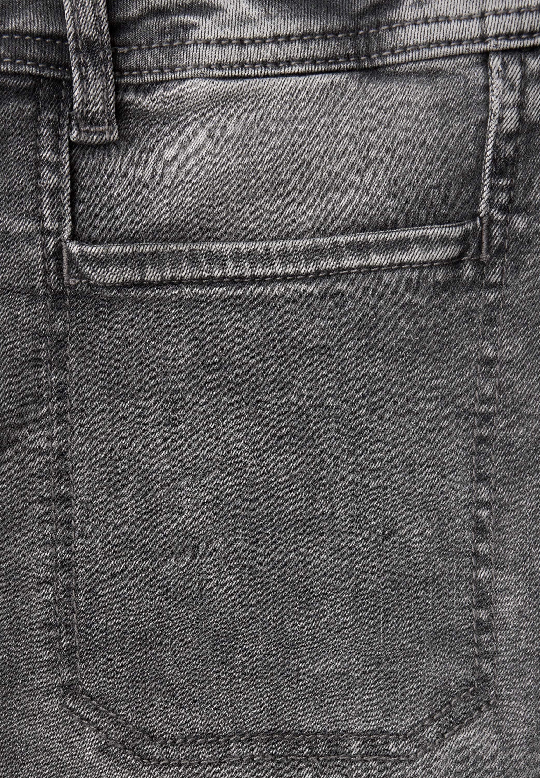 STREET ONE Weite Jeans in 5-Pocket-Form