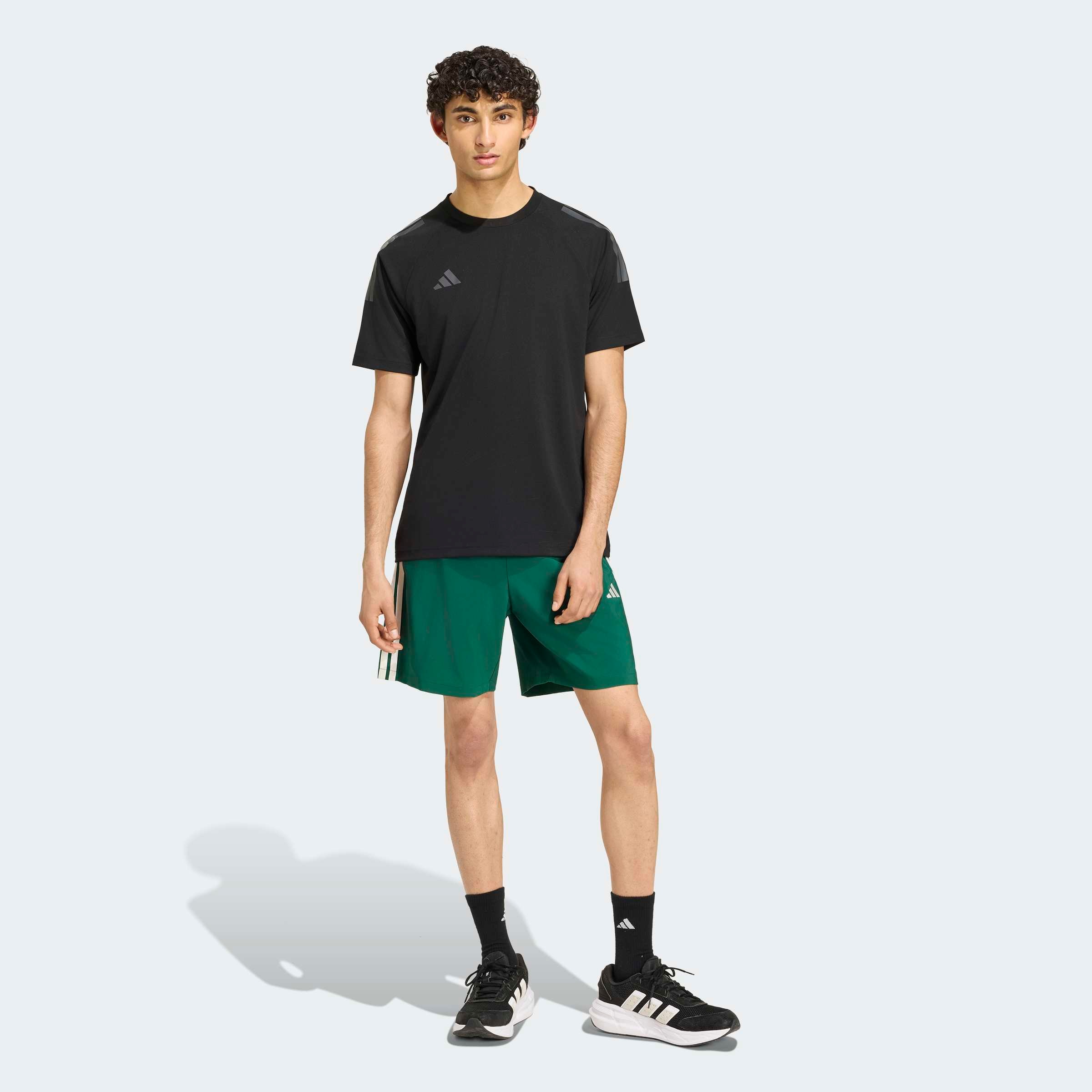 adidas Sportswear Short »ESSENTIALS 3-STREIFEN CHELSEA LITE, GEWEBT«