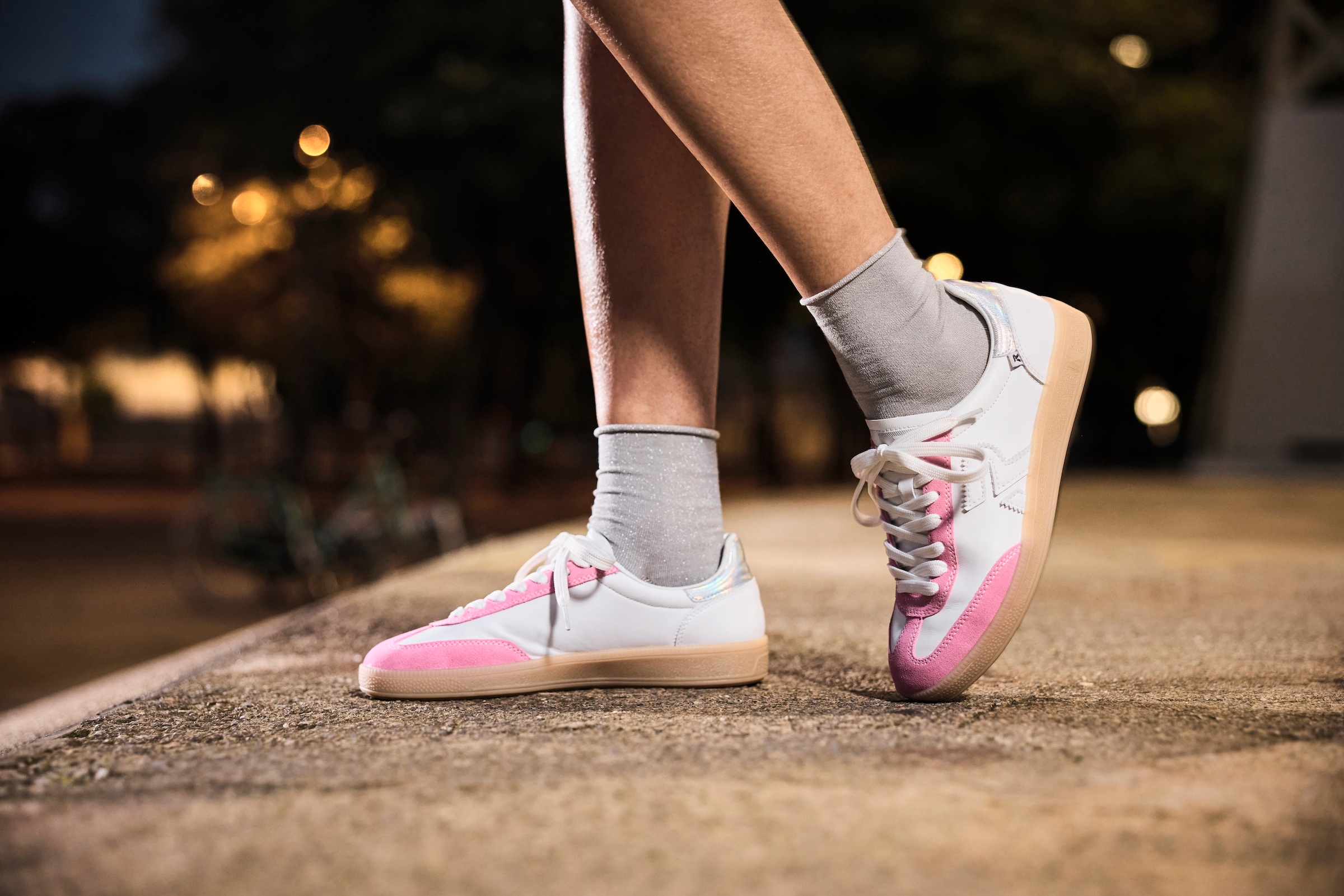 RIEKER Sport Sneaker »San Diego Swing2GO«  Retro-Sneaker, Freizeitschuh, Halbschuh mit herausnehmbarem Fussbett
