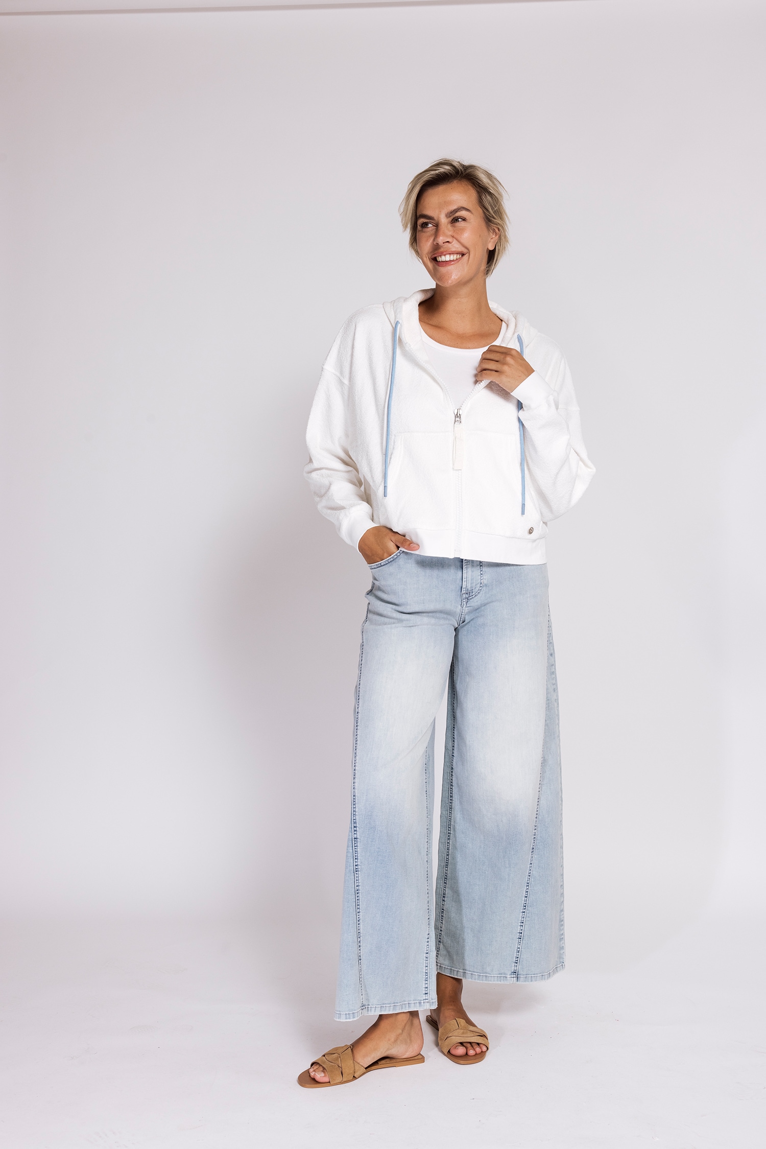 Zhrill Blazer en sweat »RATANA« look décontracté, coupe à la hauteur des hanches, avec poche kangourou