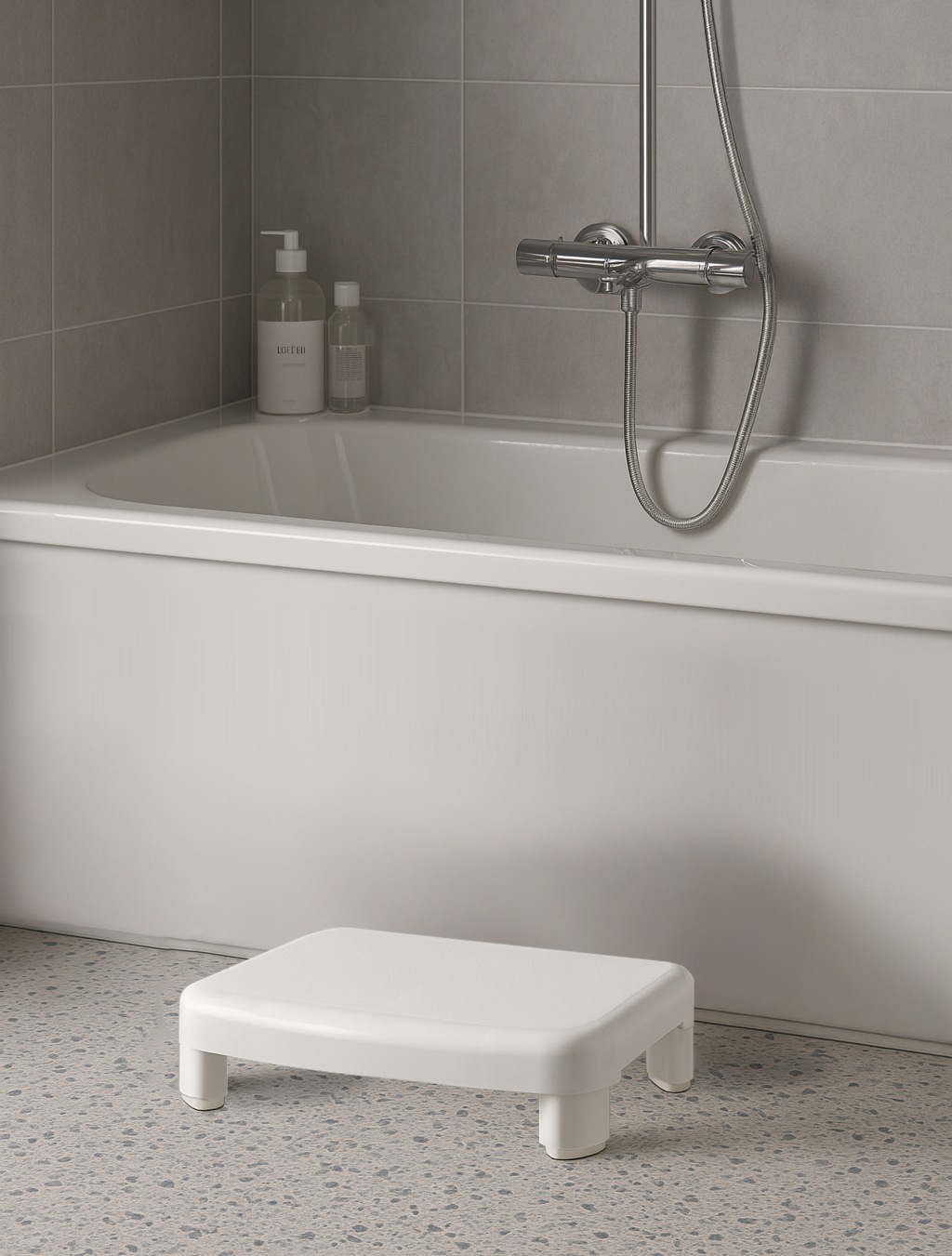 Bischof Bad-Stufe »Easy Step« Belastbarkeit bis 200Kg, hohe Standsicherheit.