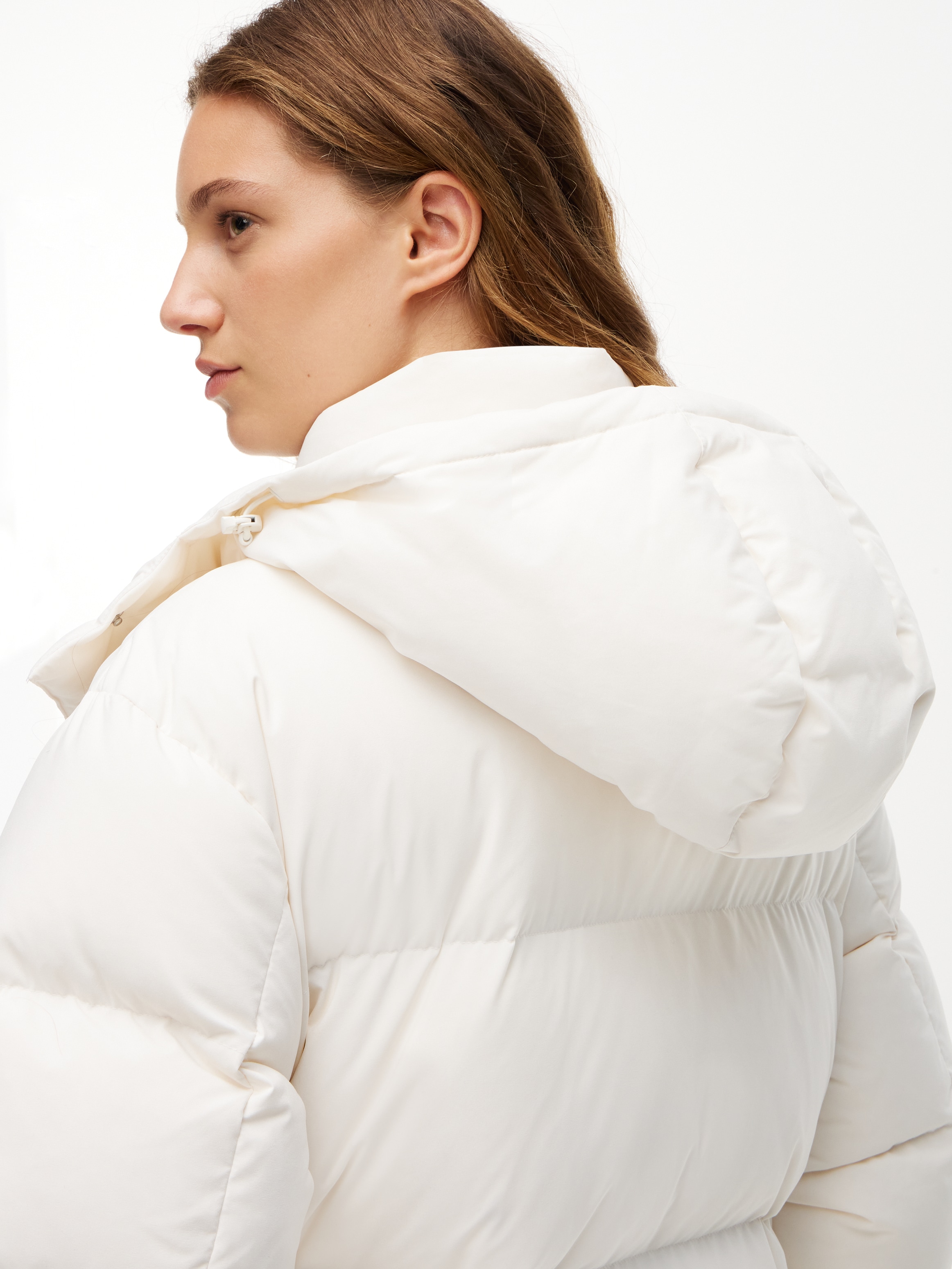 Tommy Jeans Manteau matelassé »TJW ALASKA LONG PUFFER EXT« avec fentes latérales et fermeture à pression