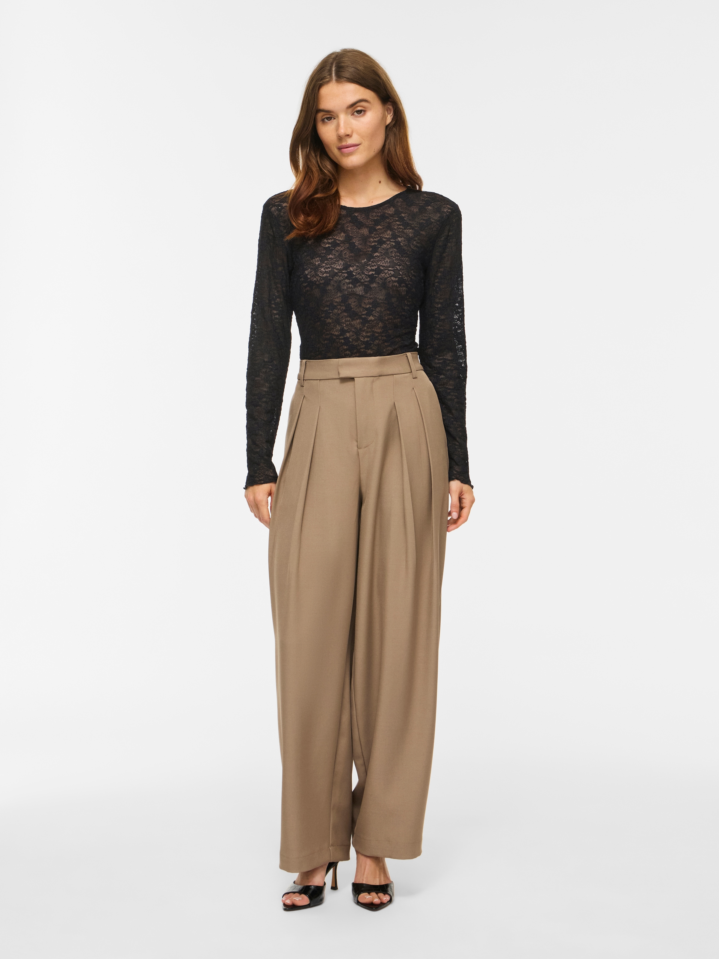 Vila Chemise en dentelle »VIFAY O-NECK L/S TOP - NOOS« mélange de matériaux, coupe ajustée
