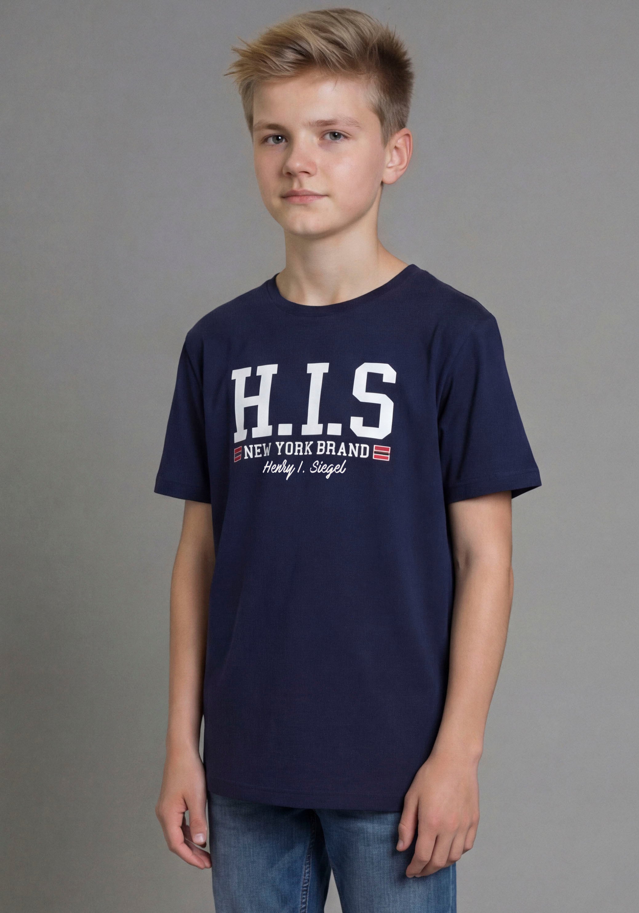 H.I.S T-Shirt »2er Pack T-Shirts mit Logodrucken für Jungen« Packung, 2, 2 tlg. Basic Schnitt, kurze Ärmel, bedruckte Optik, Logodrucke