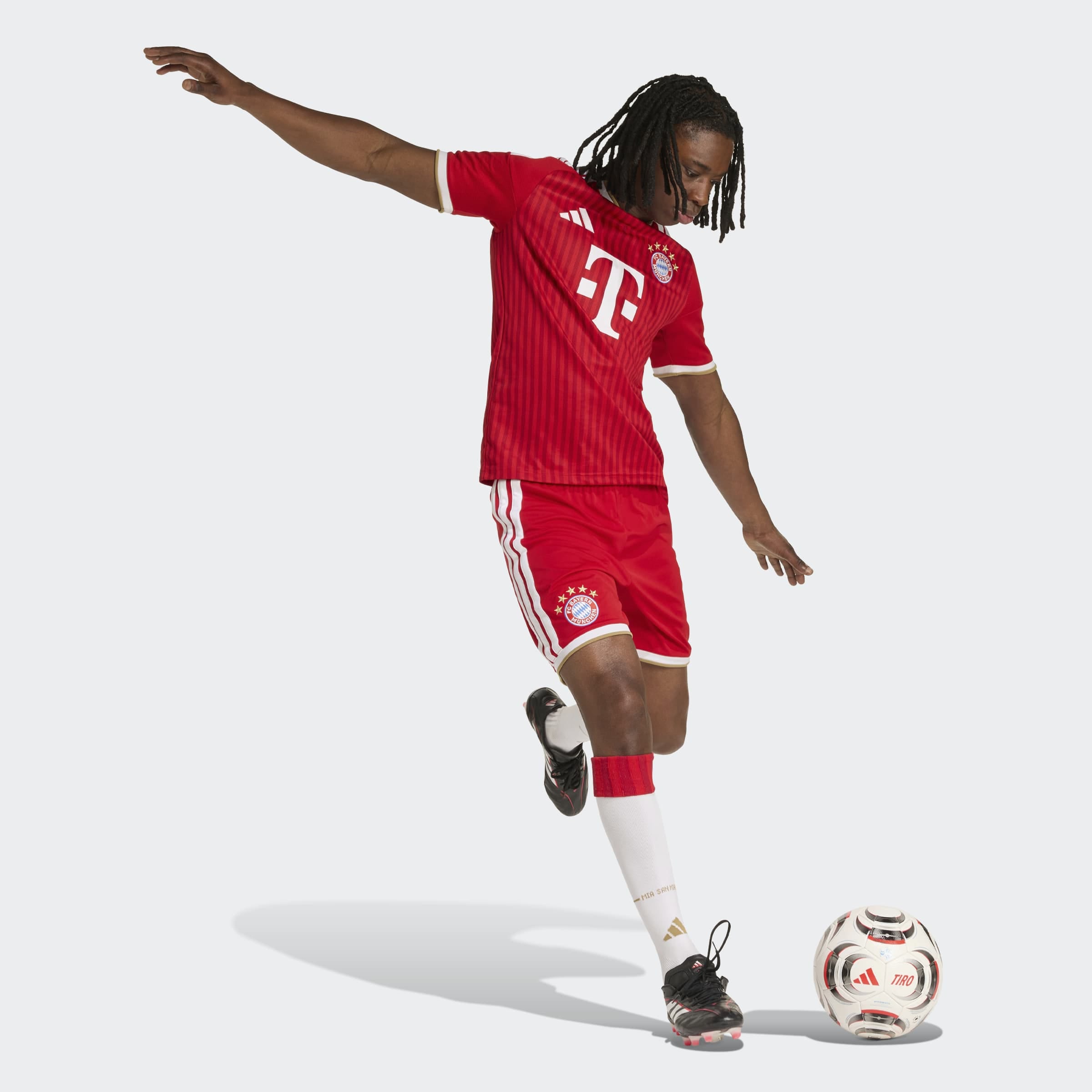 adidas Performance Short d'entraînement »FC BAYERN MÜNCHEN 26/27«  pour football, avec taille élastique et cordon, en polyester