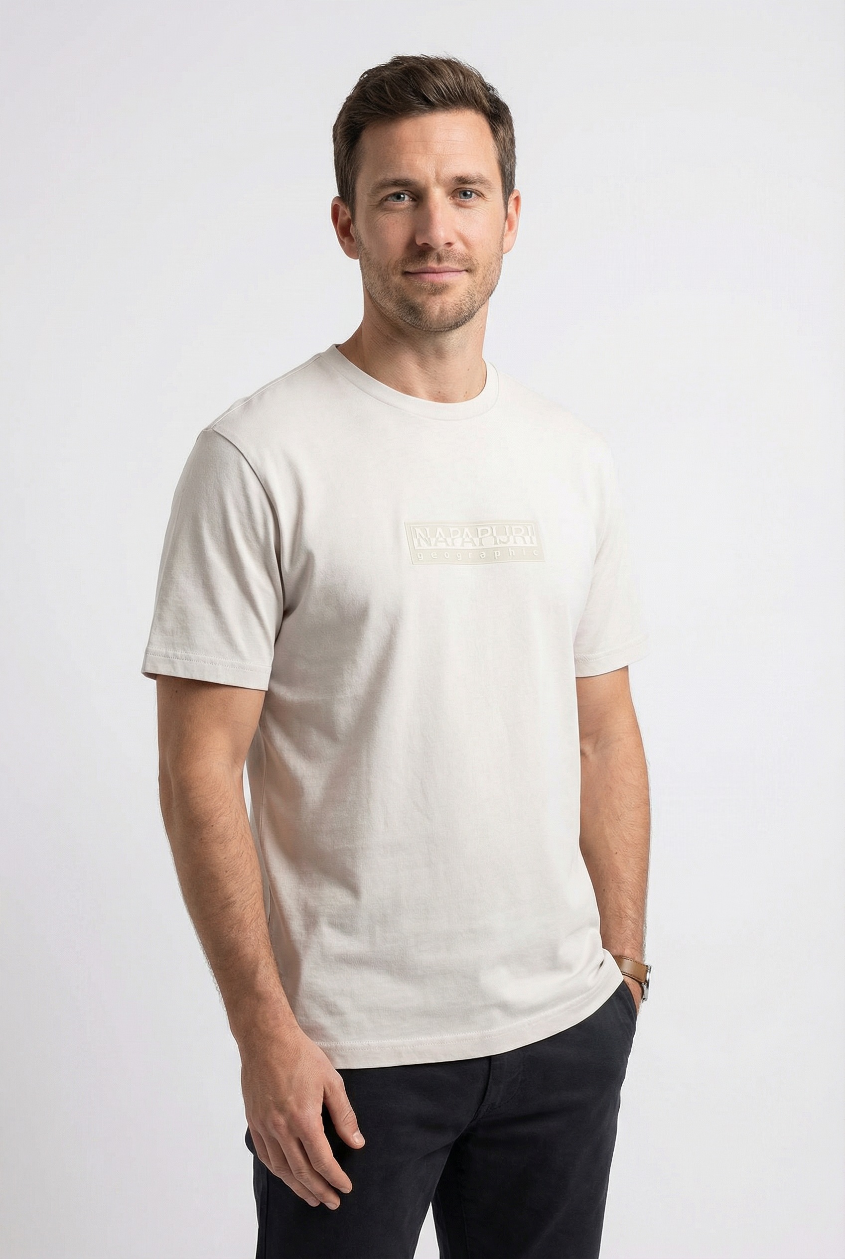Image of Napapijri T-Shirt "BOX LOGO" für sportliche Aktivitäten, Kurzarmdesign, Rundhalsausschnitt