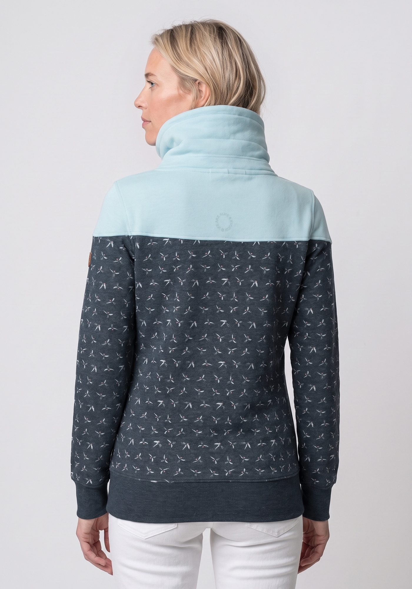 Alife & Kickin Veste sweat »ValinaAK B« avec col montant réglable haut