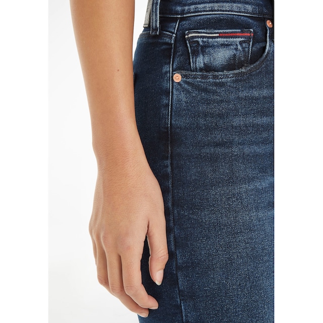♕ Tommy Jeans Skinny-fit-Jeans »Sylvia«, mit gestickter Tommy Jeans Logo-Flag  versandkostenfrei kaufen